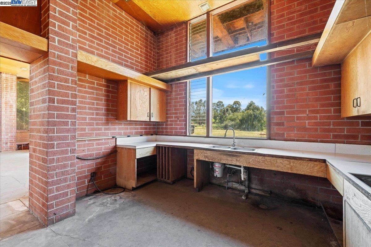Detail Gallery Image 25 of 59 For 6400 Mines Rd, Livermore,  CA 94550 - 3 Beds | 2 Baths