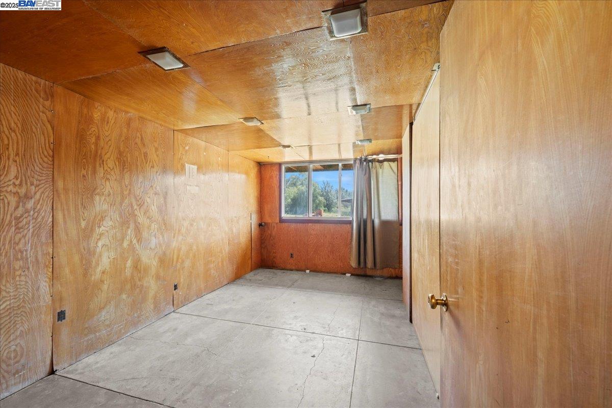 Detail Gallery Image 32 of 59 For 6400 Mines Rd, Livermore,  CA 94550 - 3 Beds | 2 Baths