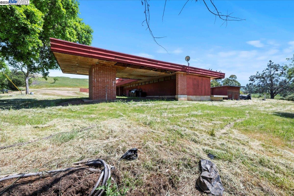 Detail Gallery Image 6 of 59 For 6400 Mines Rd, Livermore,  CA 94550 - 3 Beds | 2 Baths