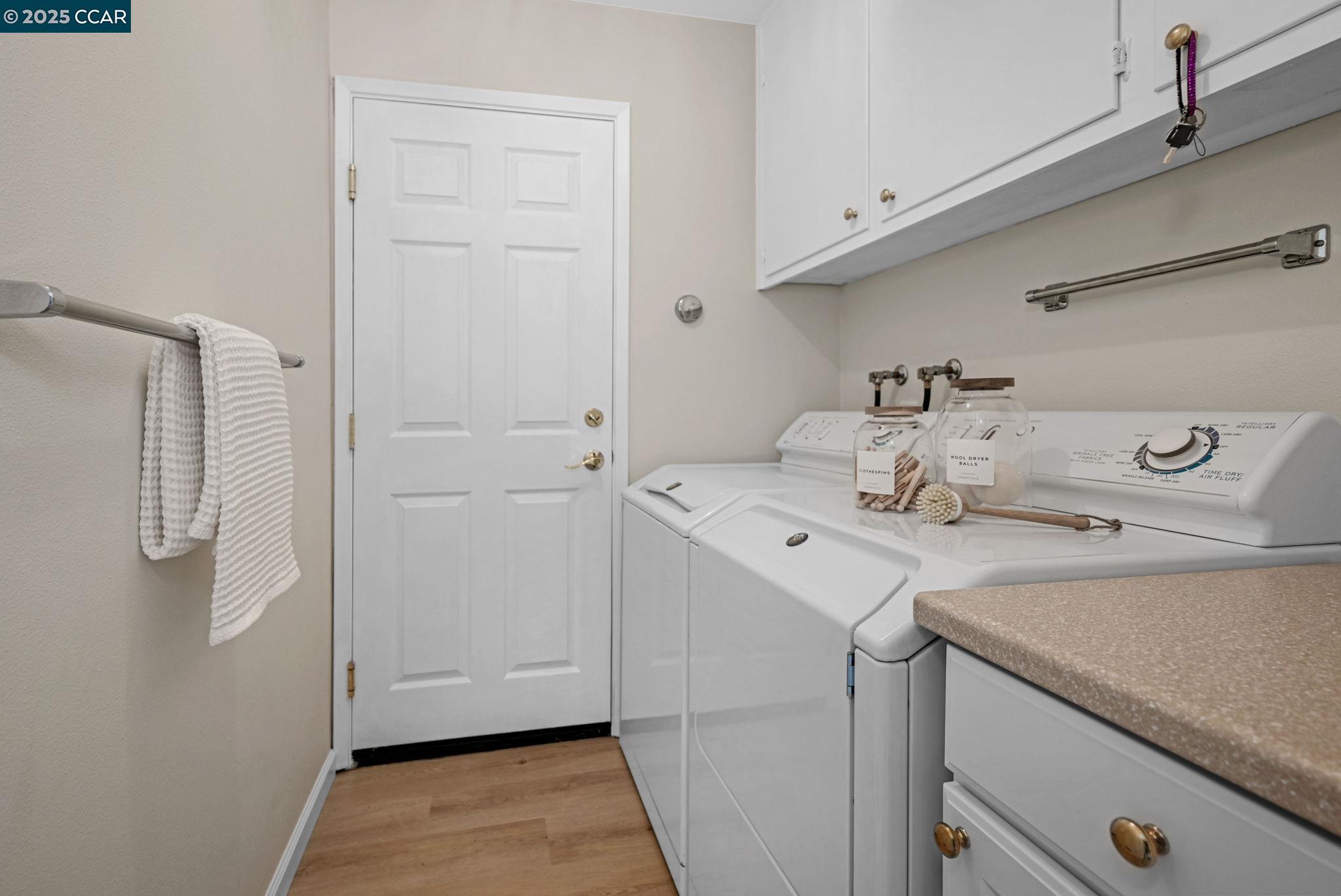 Detail Gallery Image 16 of 29 For 5040 Murchio Dr, Concord,  CA 94521-3638 - 3 Beds | 2 Baths