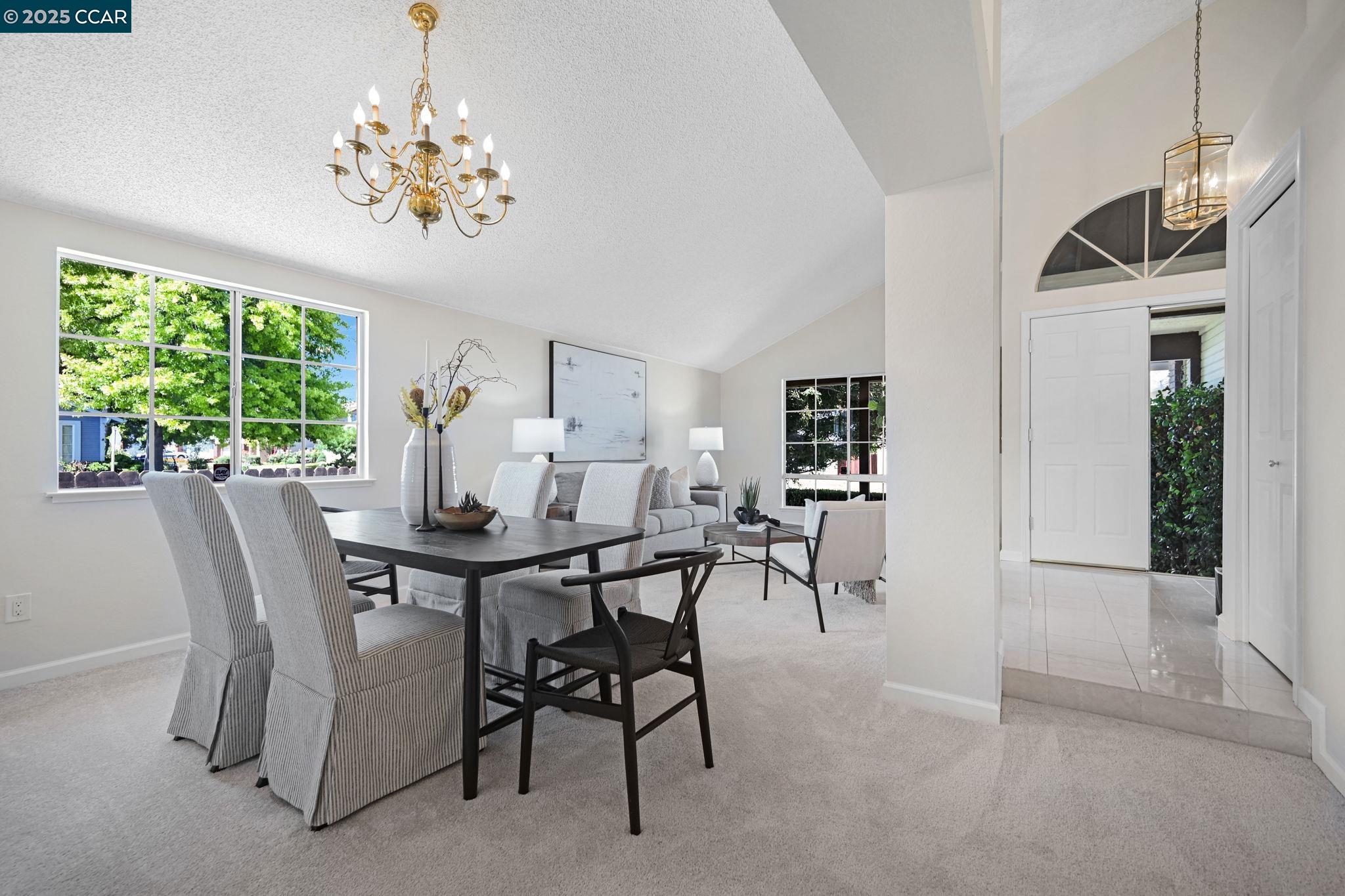 Detail Gallery Image 3 of 29 For 5040 Murchio Dr, Concord,  CA 94521-3638 - 3 Beds | 2 Baths