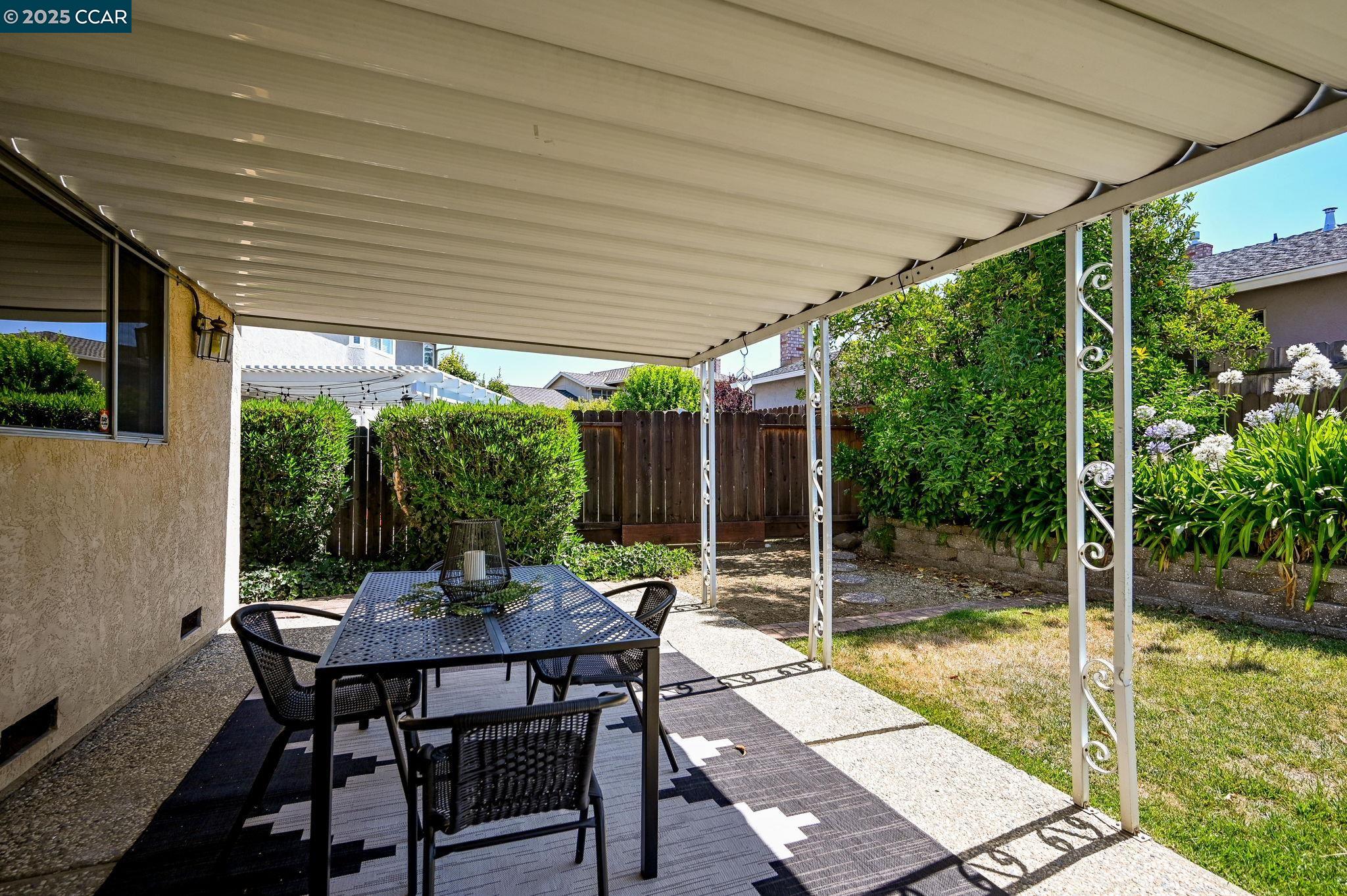 Detail Gallery Image 25 of 29 For 5040 Murchio Dr, Concord,  CA 94521-3638 - 3 Beds | 2 Baths