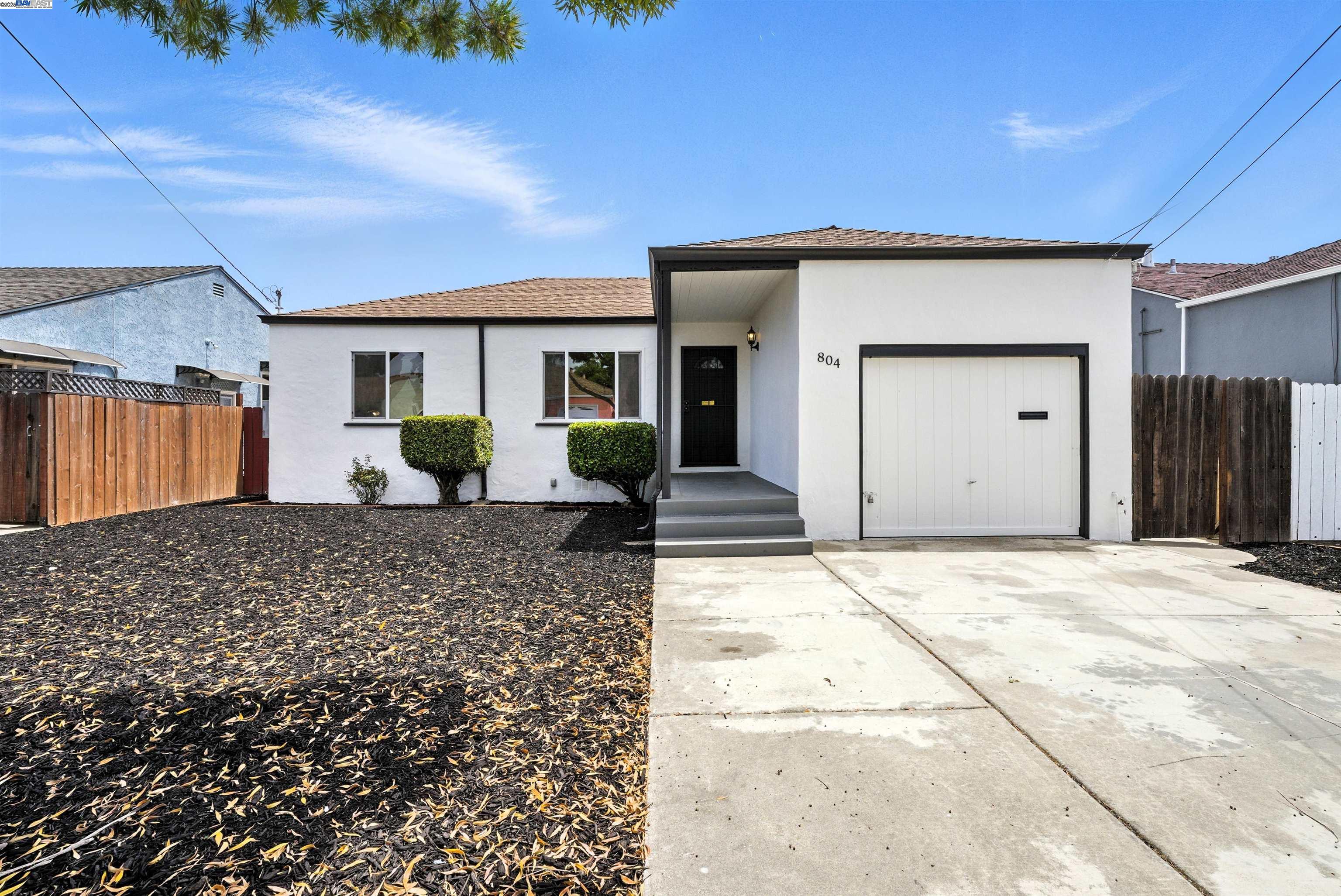 Detail Gallery Image 1 of 1 For 804 Arthur Ave, San Leandro,  CA 94577 - 3 Beds | 1 Baths