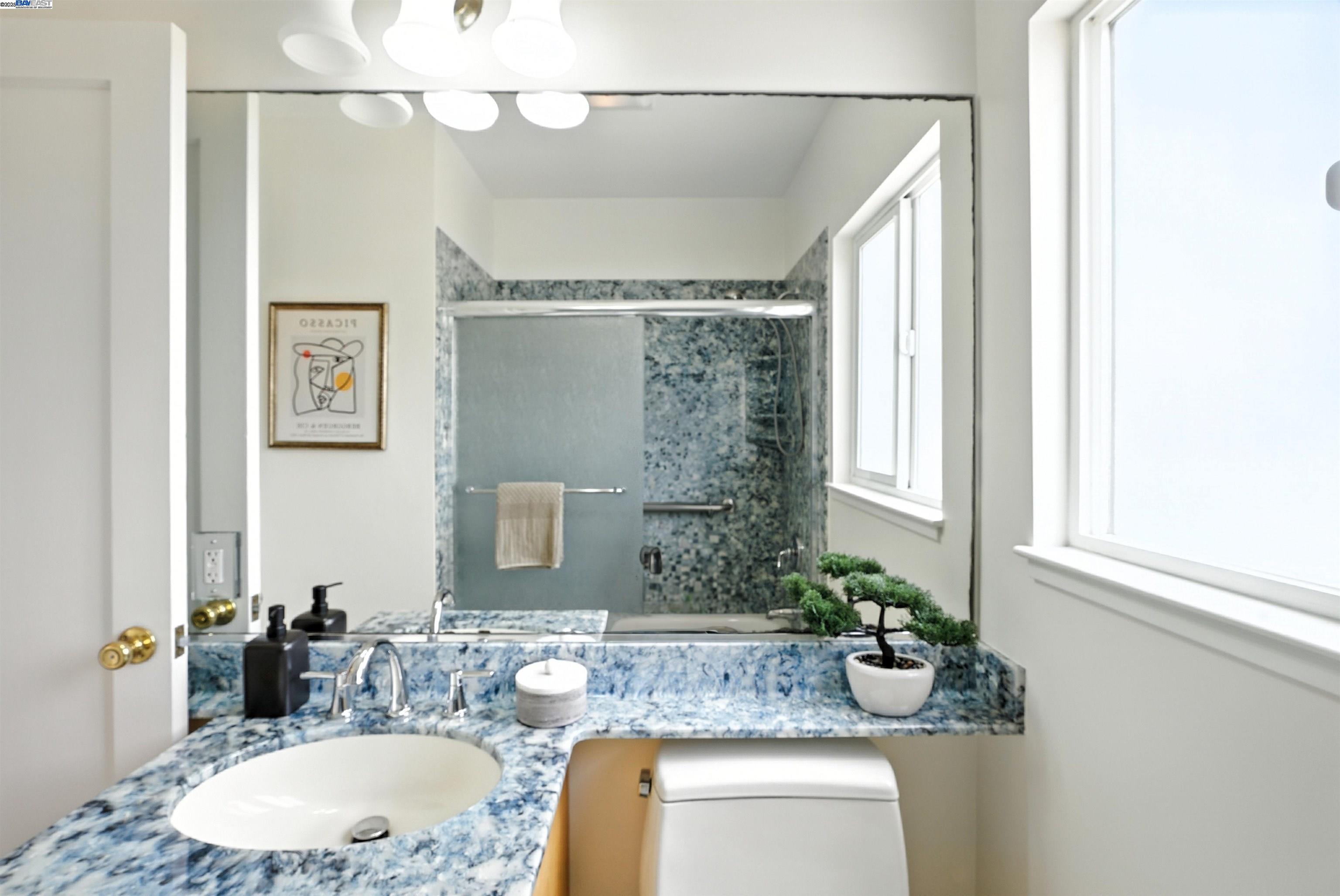 Detail Gallery Image 15 of 34 For 804 Arthur Ave, San Leandro,  CA 94577 - 3 Beds | 1 Baths