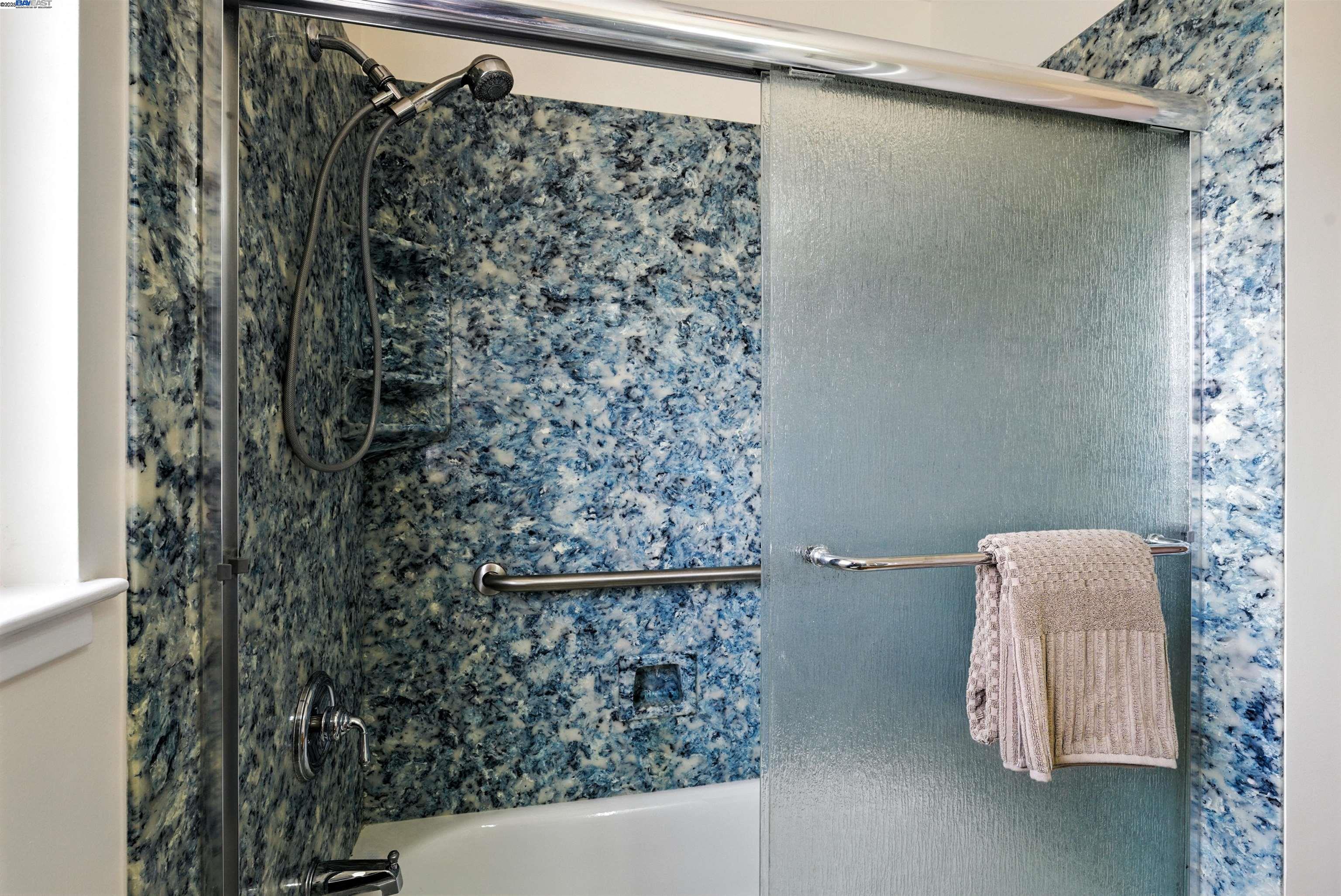 Detail Gallery Image 16 of 34 For 804 Arthur Ave, San Leandro,  CA 94577 - 3 Beds | 1 Baths