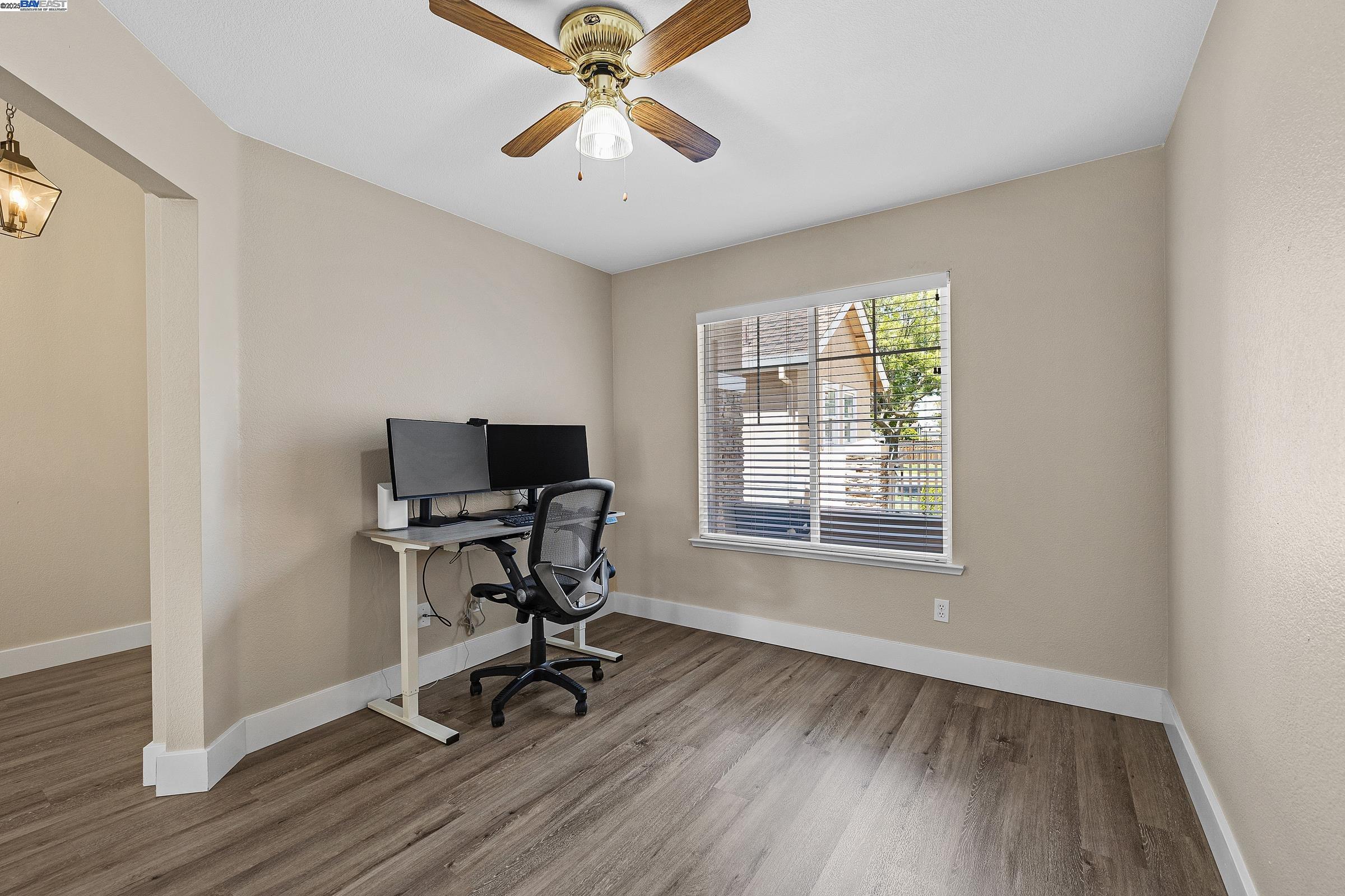 Detail Gallery Image 23 of 39 For 1636 Green Springs Ct, Tracy,  CA 95377 - 3 Beds | 3 Baths