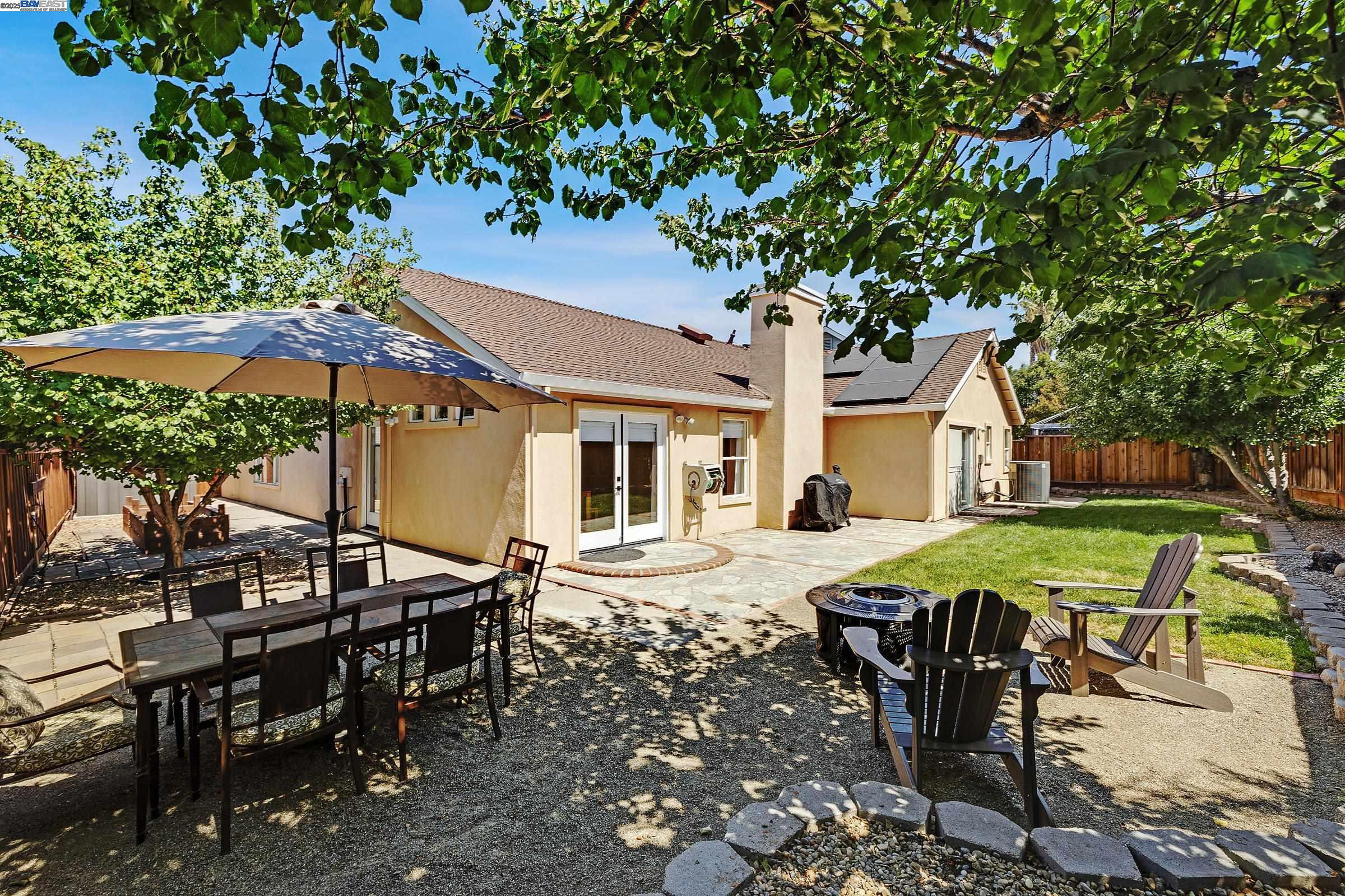 Detail Gallery Image 30 of 39 For 1636 Green Springs Ct, Tracy,  CA 95377 - 3 Beds | 3 Baths