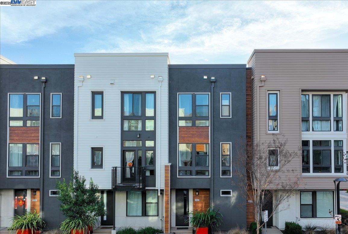 Thumbnail for State St, Fremont, CA 94538