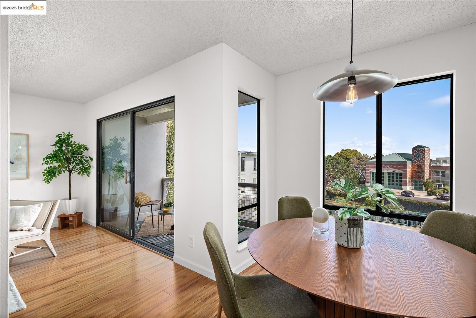Photo #3: 41103960 Listing 