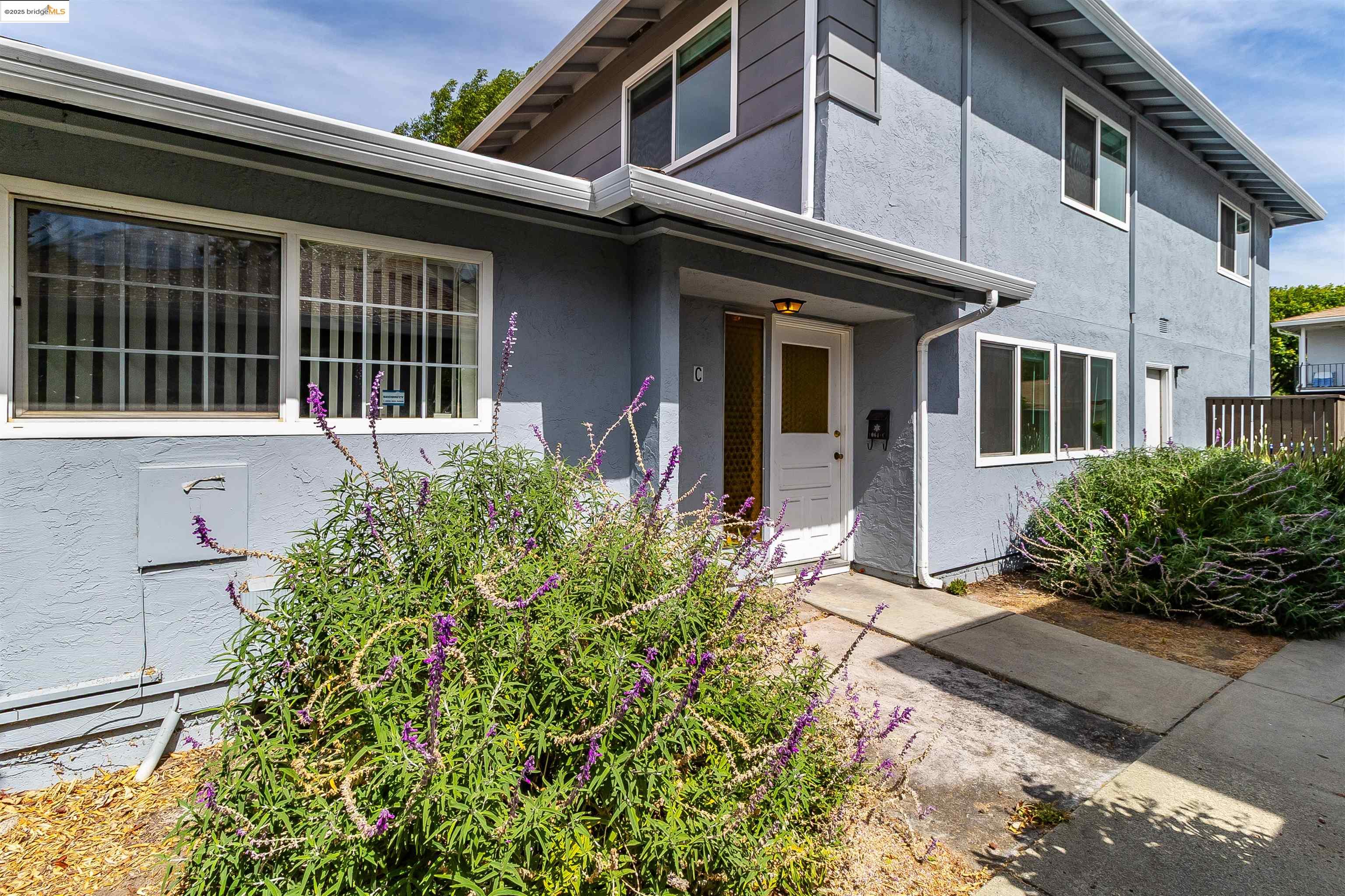 Photo #2: 41103961 Listing 