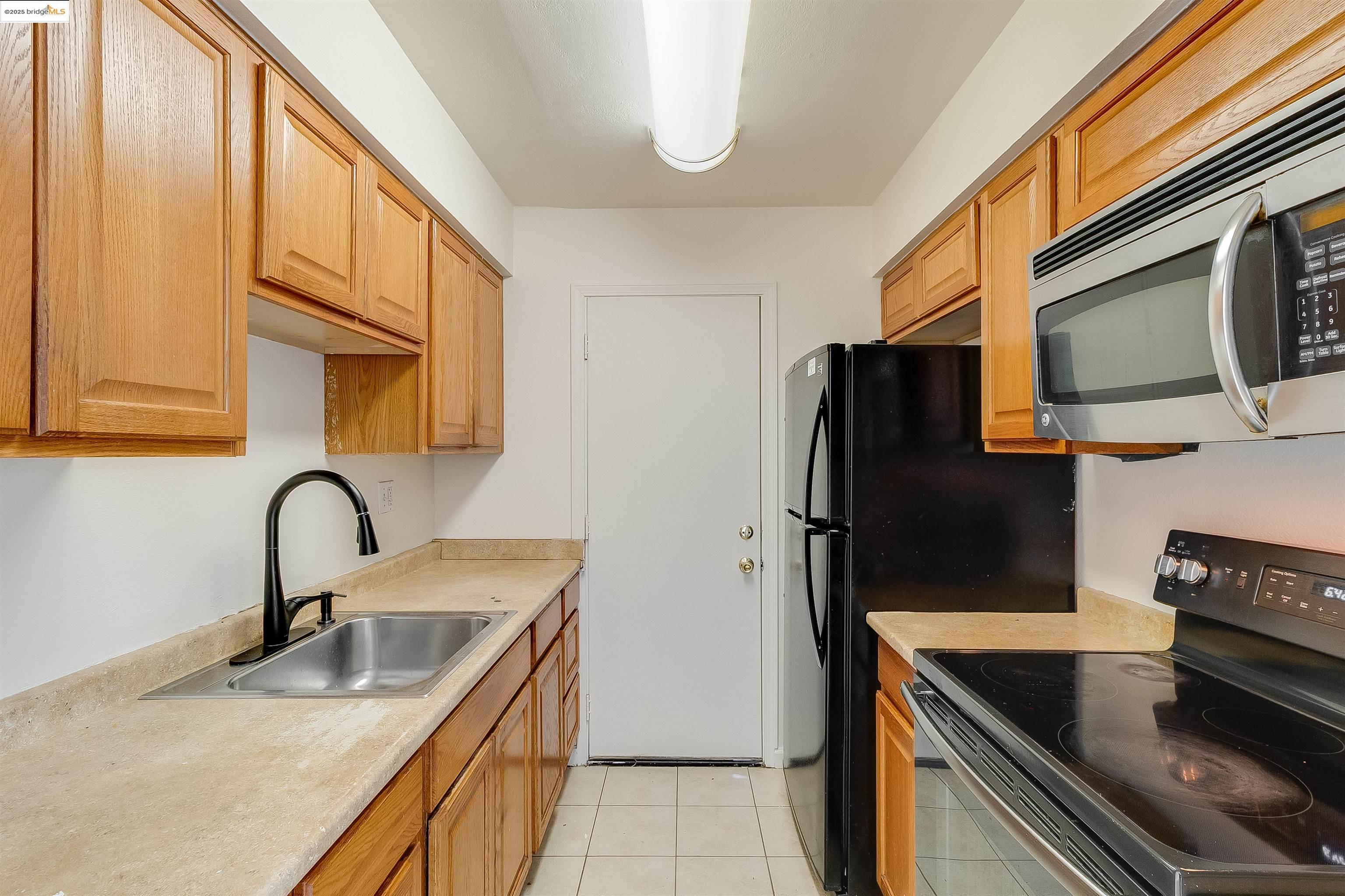 Photo #16: 41103961 Listing: Photo #16