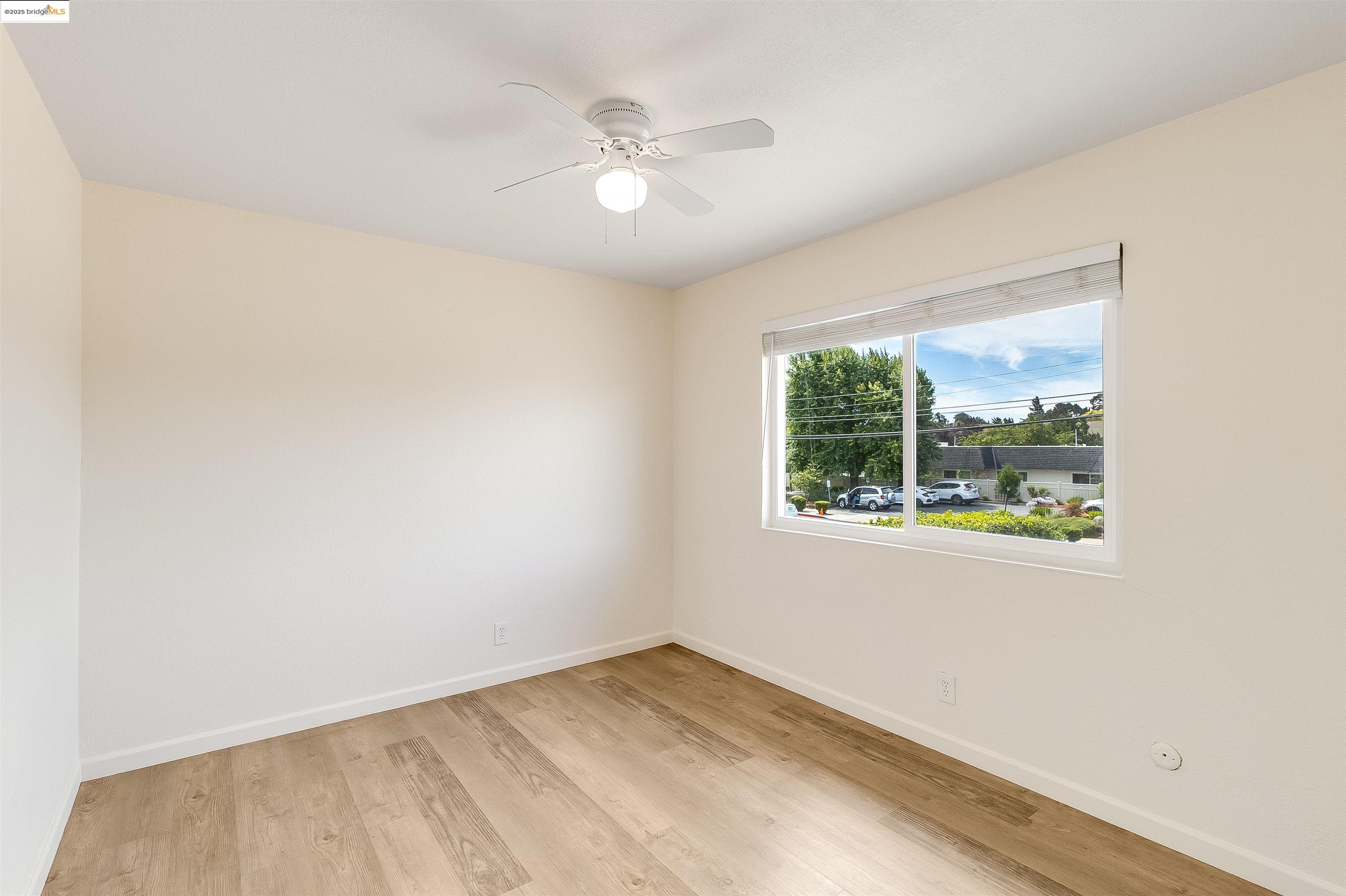 Detail Gallery Image 25 of 44 For 1064 Mohr Ln #C,  Concord,  CA 94518 - 2 Beds | 1 Baths