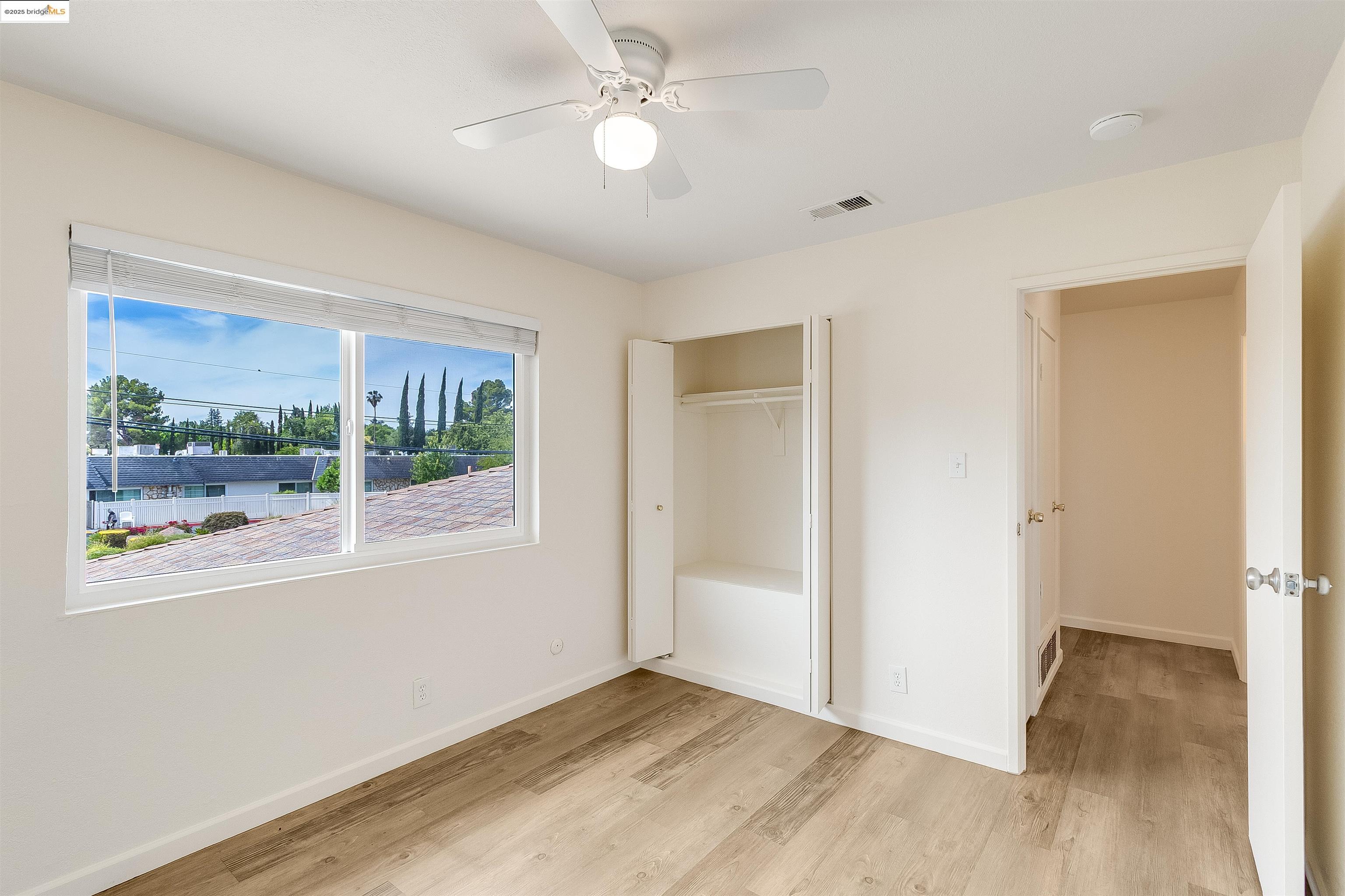 Detail Gallery Image 30 of 44 For 1064 Mohr Ln #C,  Concord,  CA 94518 - 2 Beds | 1 Baths