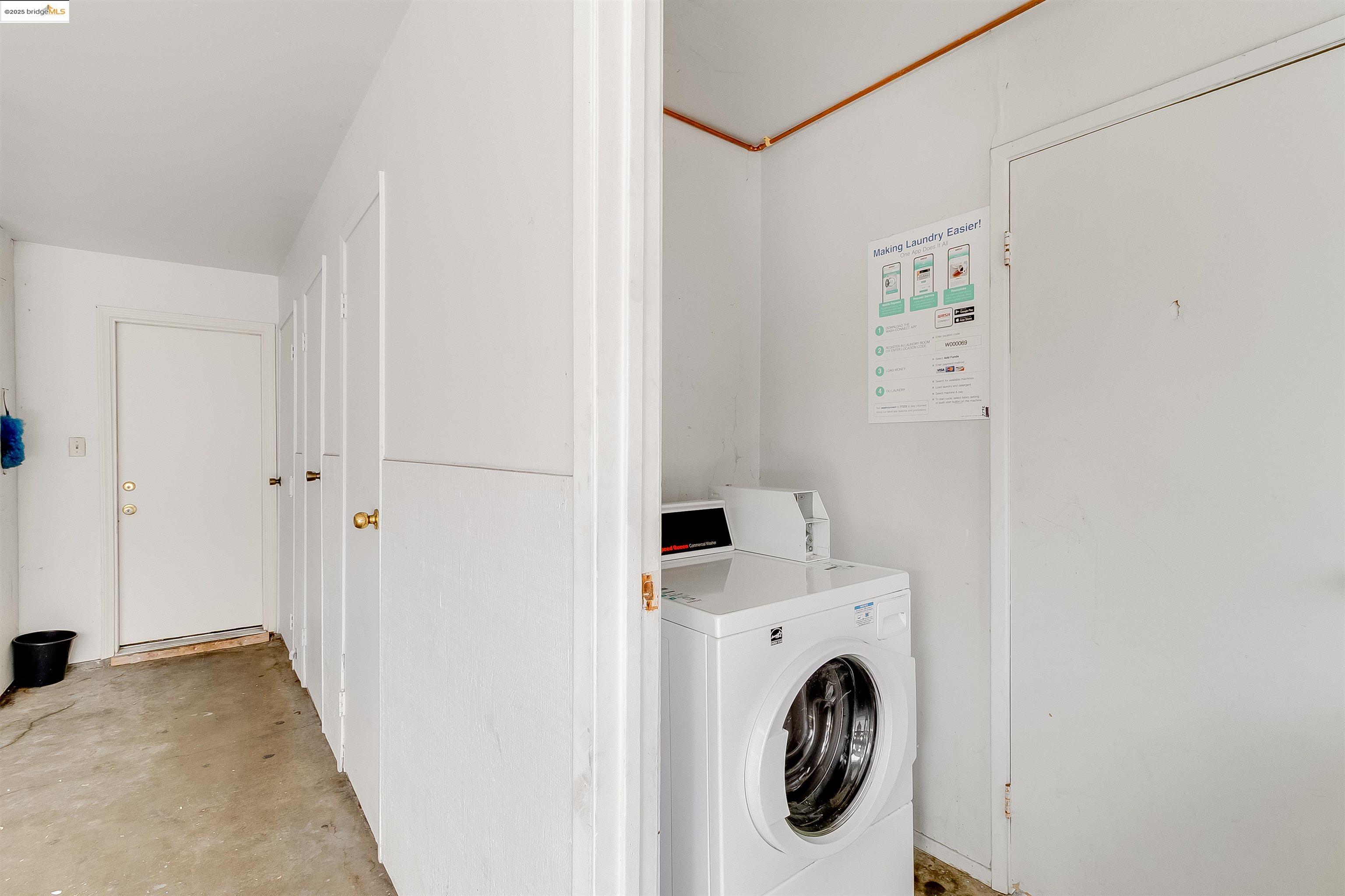 Detail Gallery Image 32 of 44 For 1064 Mohr Ln #C,  Concord,  CA 94518 - 2 Beds | 1 Baths