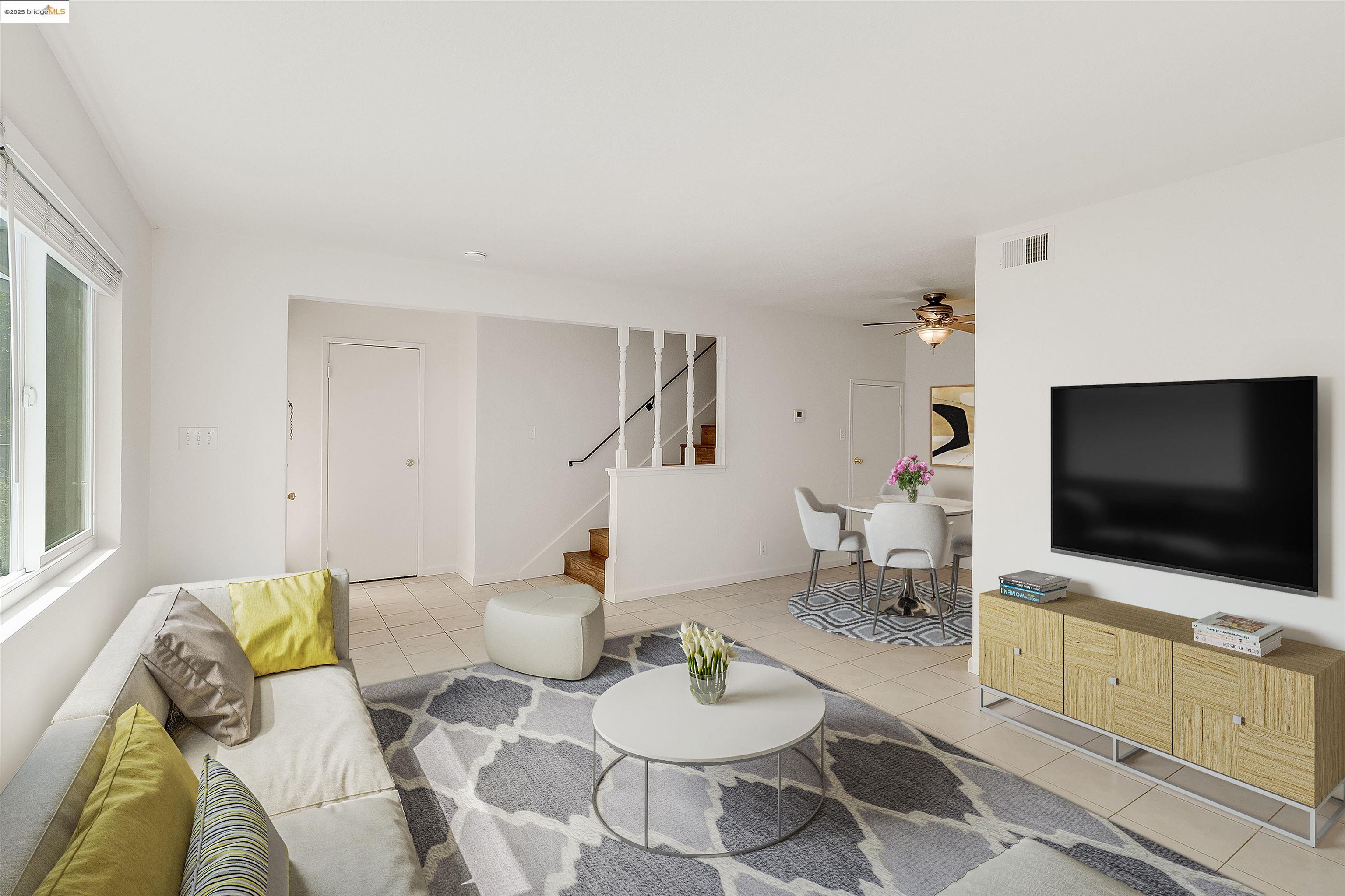 Detail Gallery Image 5 of 44 For 1064 Mohr Ln #C,  Concord,  CA 94518 - 2 Beds | 1 Baths