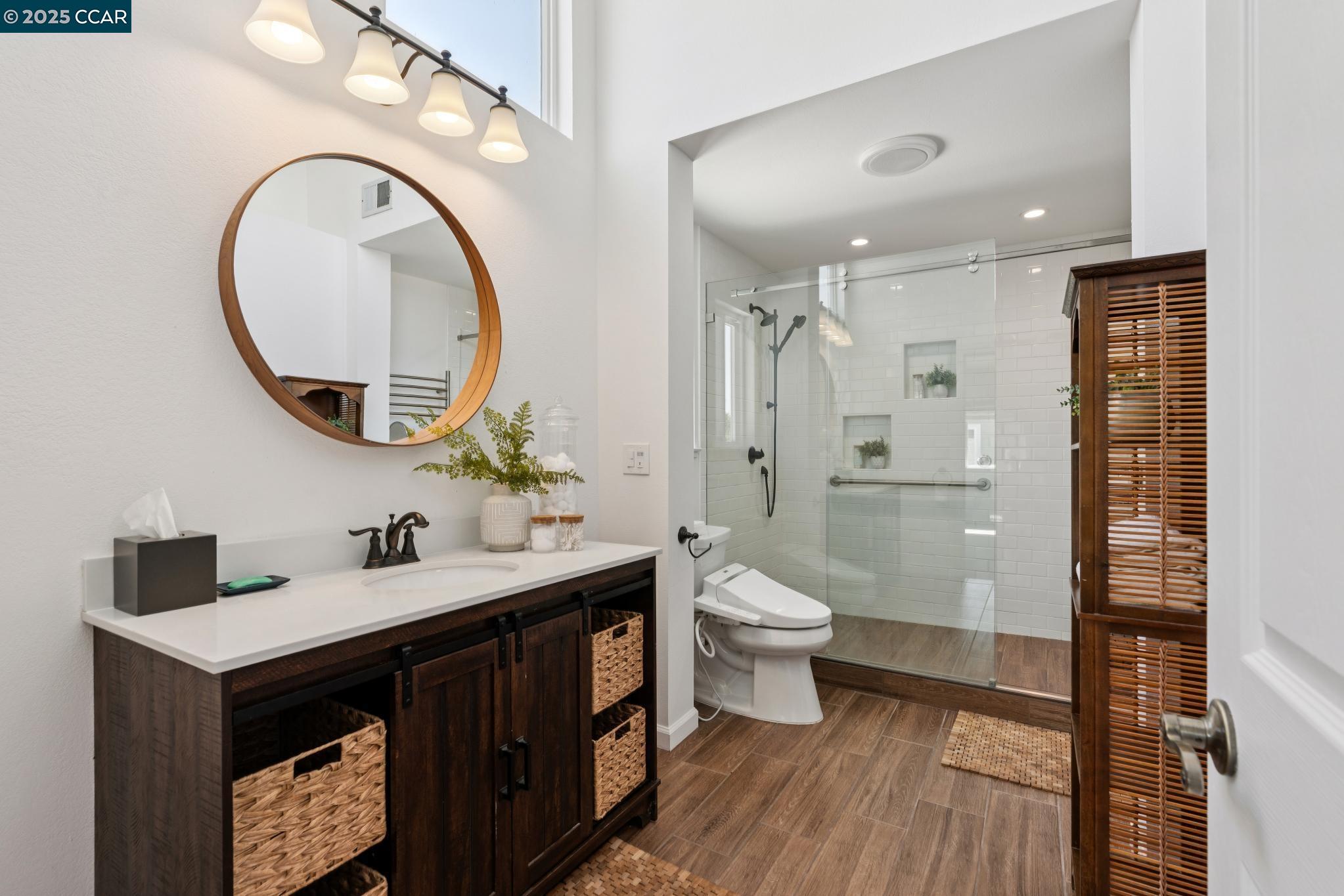 Detail Gallery Image 31 of 60 For 2817 Poulos Court, Pinole,  CA 94564 - 3 Beds | 2/1 Baths