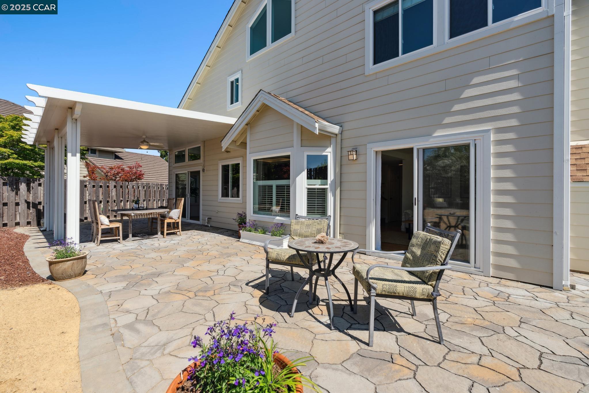 Detail Gallery Image 44 of 60 For 2817 Poulos Court, Pinole,  CA 94564 - 3 Beds | 2/1 Baths