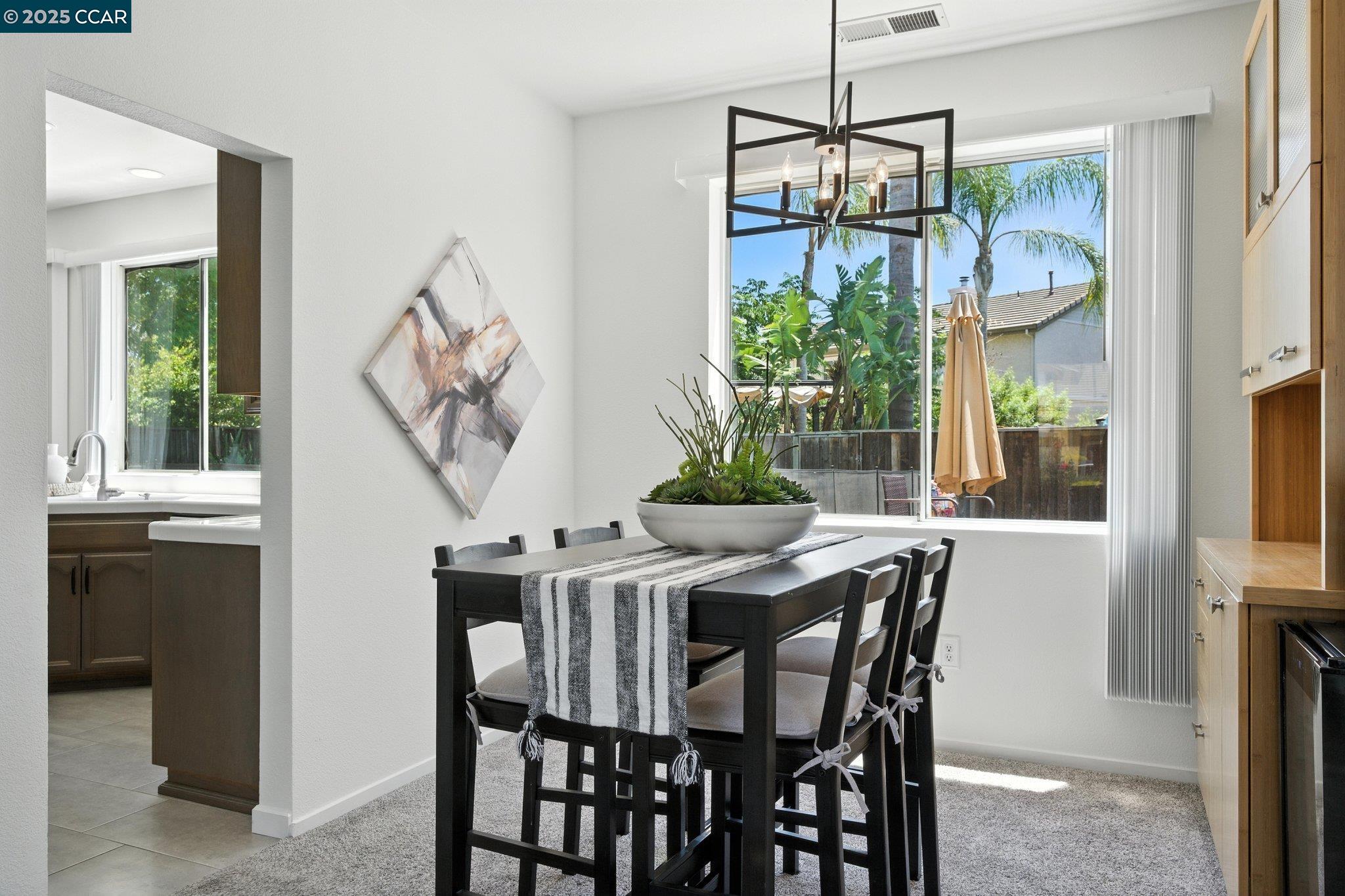 Detail Gallery Image 11 of 58 For 894 Stonewood Dr, Brentwood,  CA 94513 - 4 Beds | 2/1 Baths