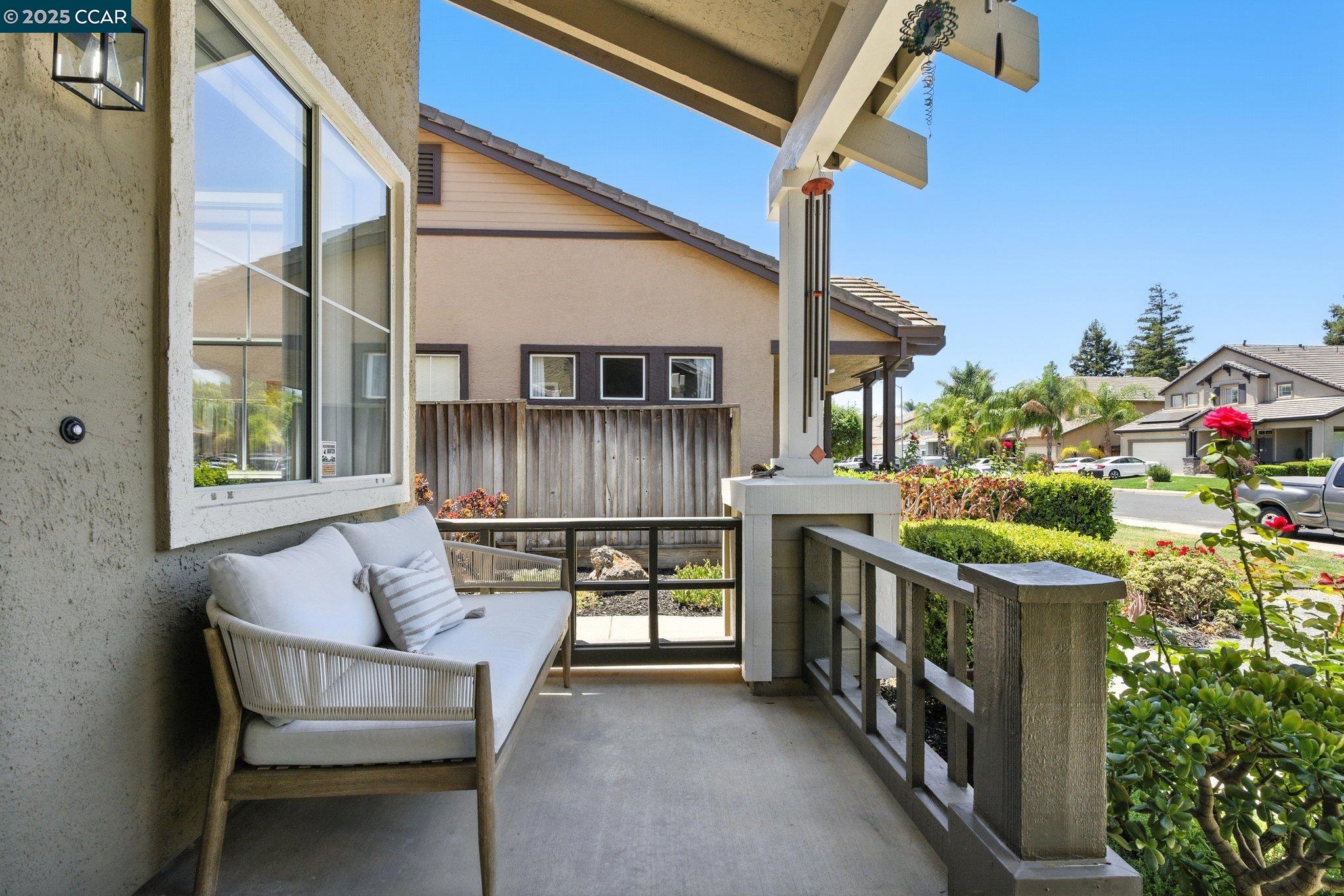 Detail Gallery Image 4 of 58 For 894 Stonewood Dr, Brentwood,  CA 94513 - 4 Beds | 2/1 Baths