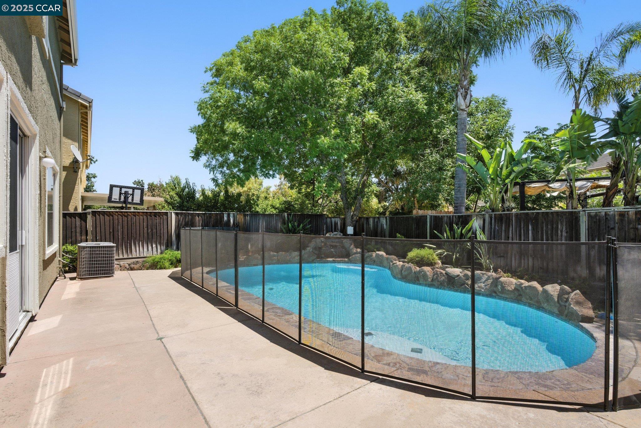 Detail Gallery Image 39 of 58 For 894 Stonewood Dr, Brentwood,  CA 94513 - 4 Beds | 2/1 Baths