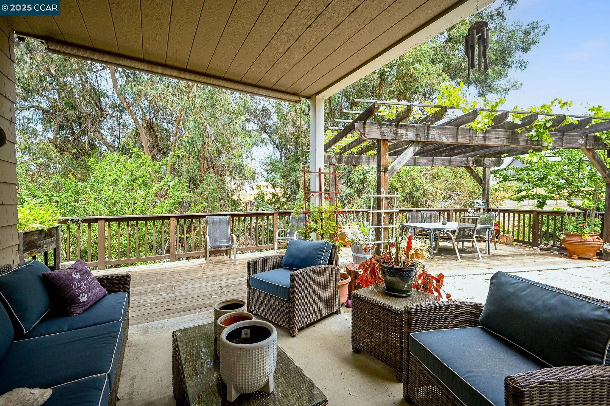 Detail Gallery Image 27 of 38 For 412 Midway Place, Martinez,  CA 94553-4243 - 4 Beds | 3 Baths
