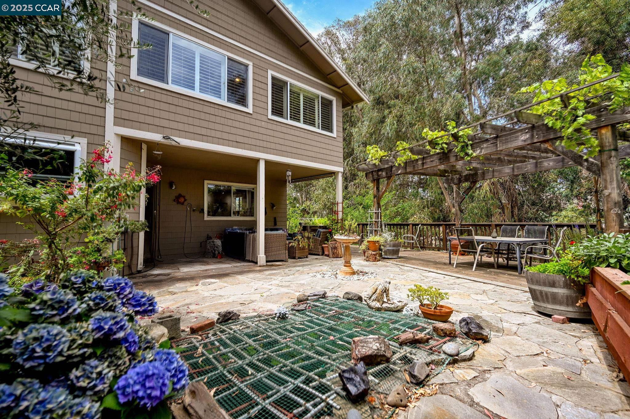 Detail Gallery Image 30 of 38 For 412 Midway Place, Martinez,  CA 94553-4243 - 4 Beds | 3 Baths