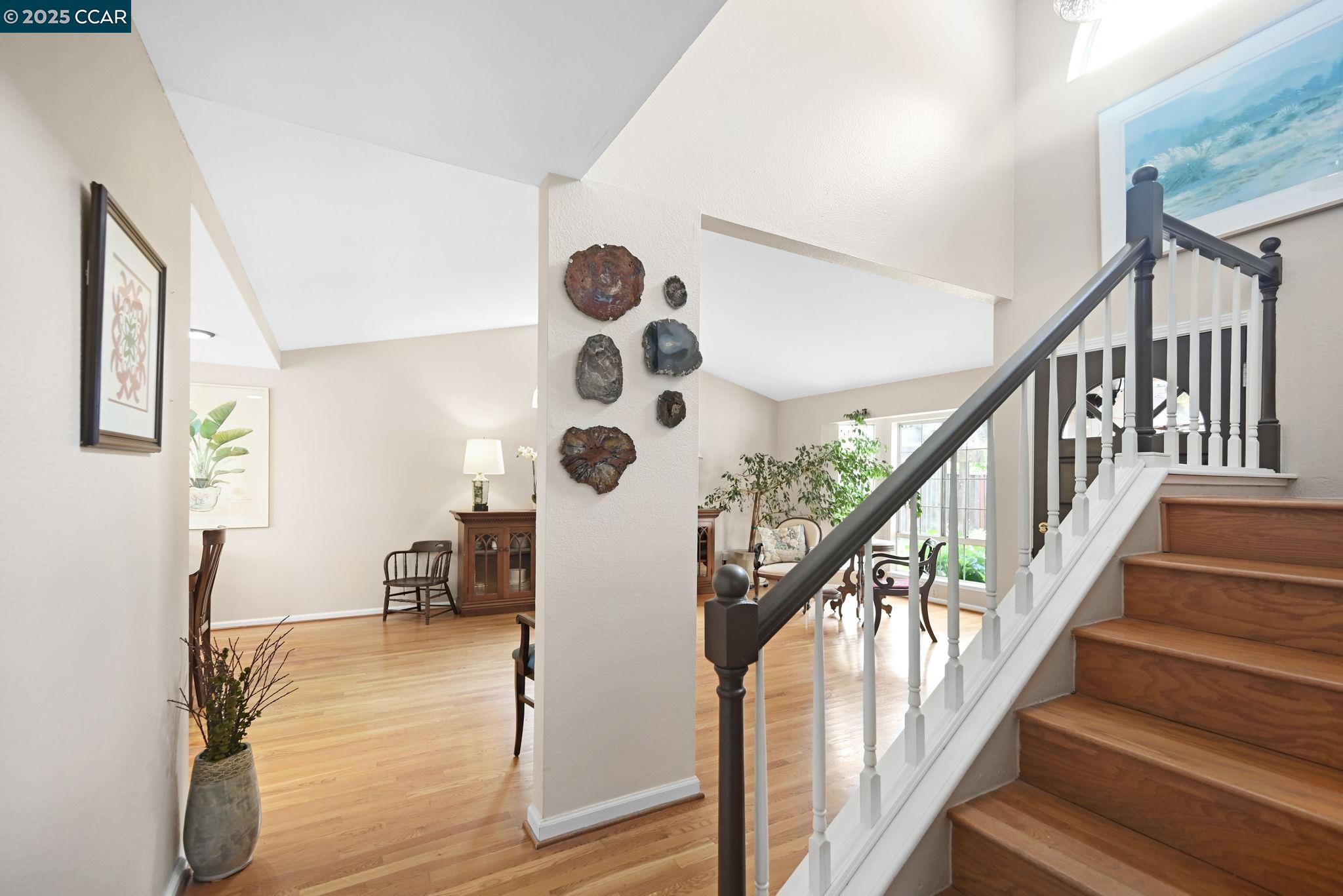 Detail Gallery Image 7 of 38 For 412 Midway Place, Martinez,  CA 94553-4243 - 4 Beds | 3 Baths