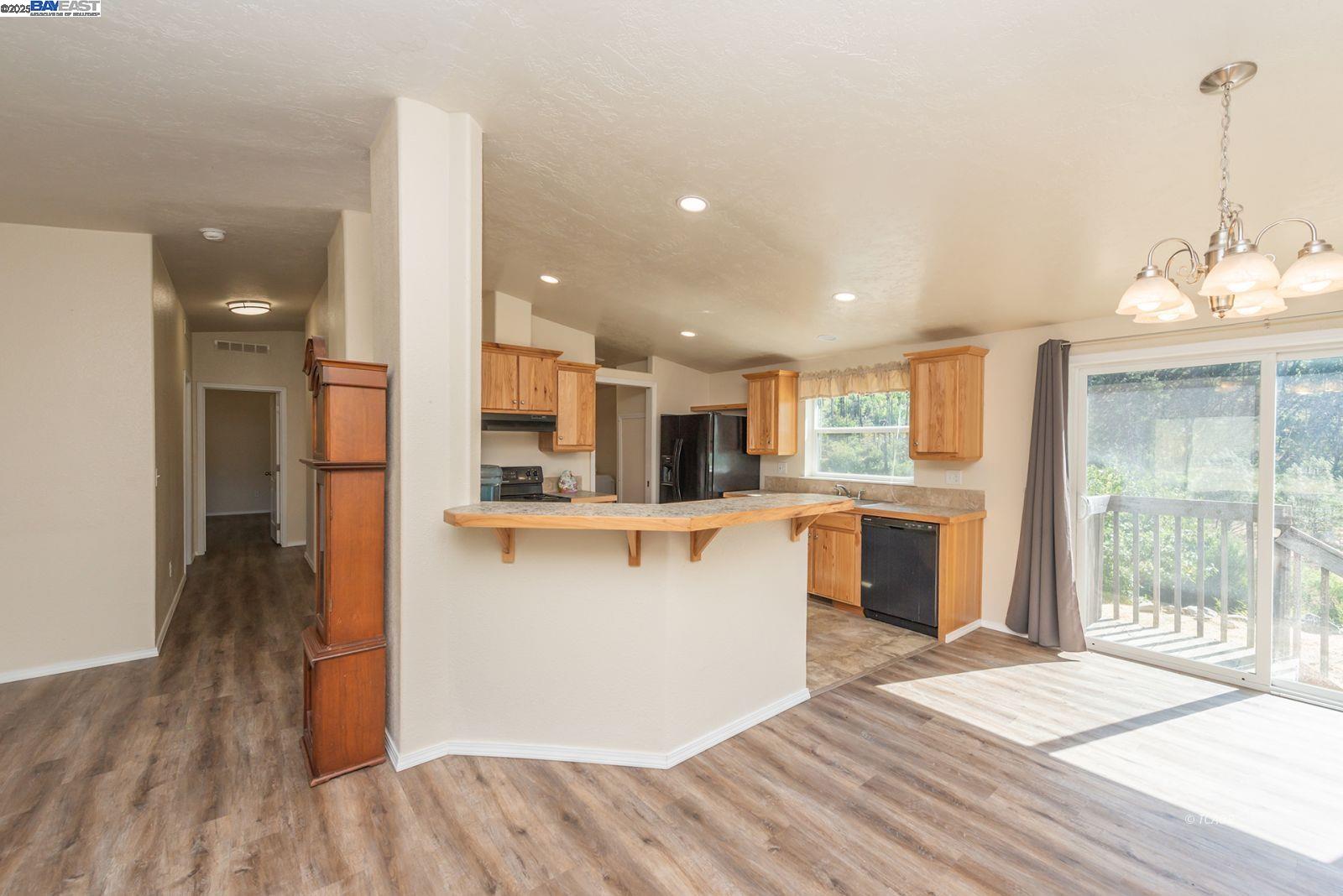 Detail Gallery Image 16 of 49 For 38500 State Highway 299, Junction City,  CA 96048 - 3 Beds | 2 Baths