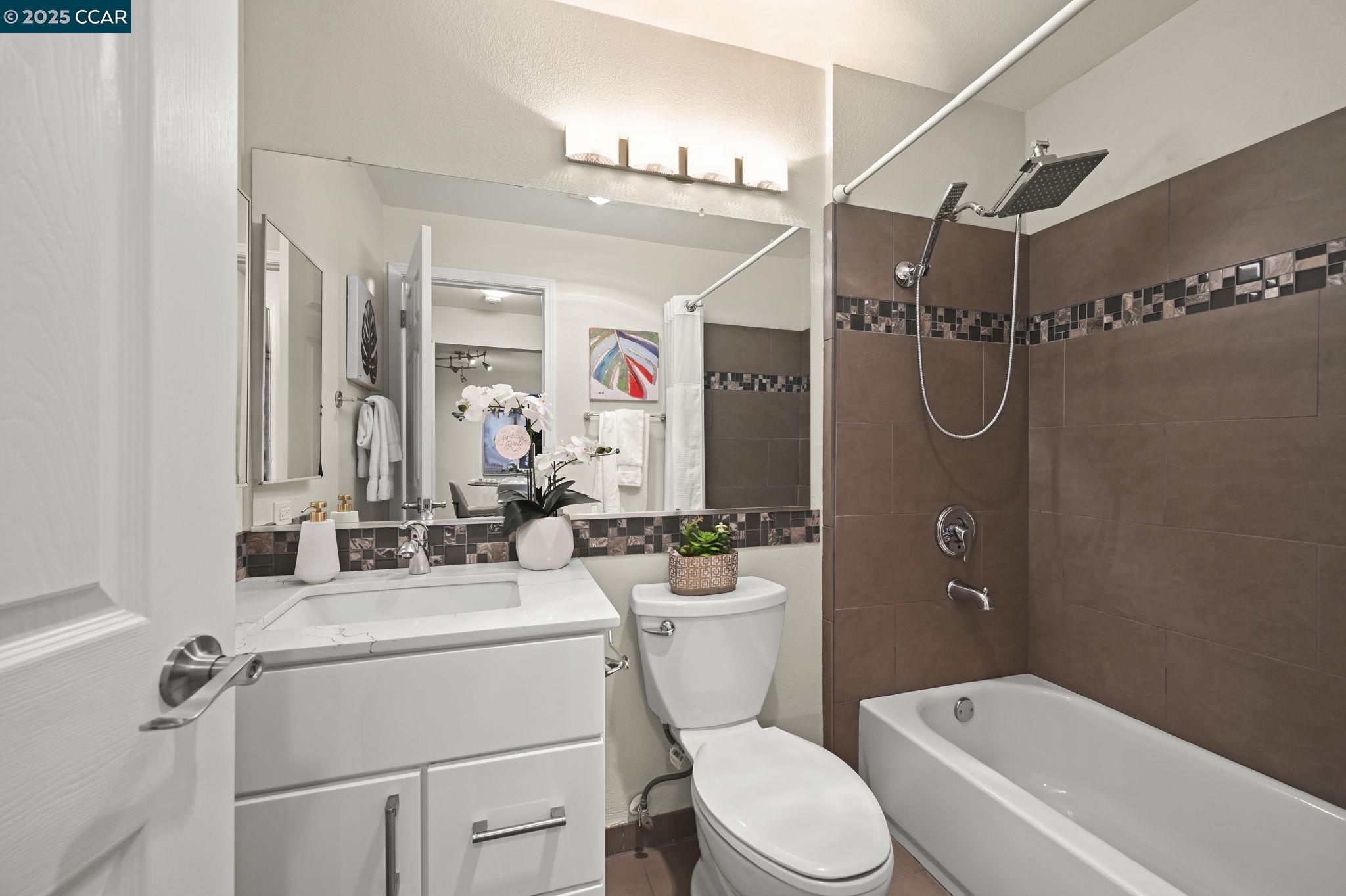 Photo #13: 41103968 Listing: Photo #13