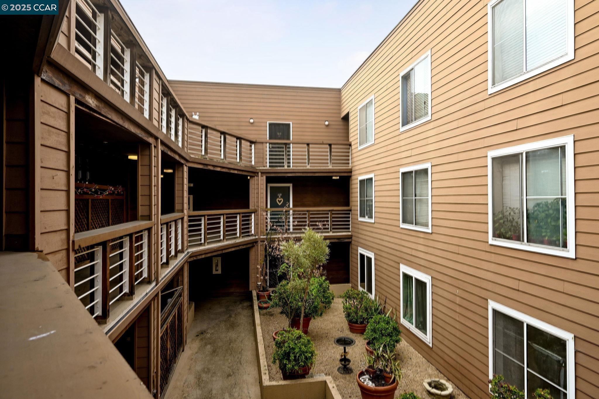 Photo #17: 41103968 Listing: Photo #17