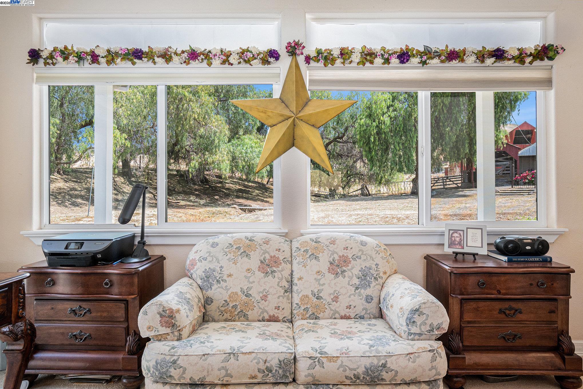 Detail Gallery Image 23 of 60 For 5799 Nortonville, Pittsburg,  CA 94565 - 3 Beds | 2 Baths