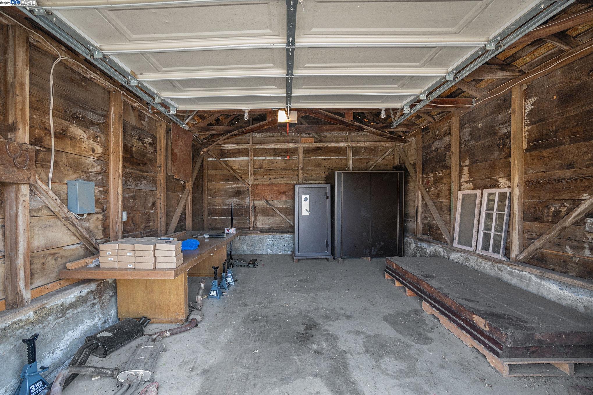 Detail Gallery Image 36 of 60 For 5799 Nortonville, Pittsburg,  CA 94565 - 3 Beds | 2 Baths
