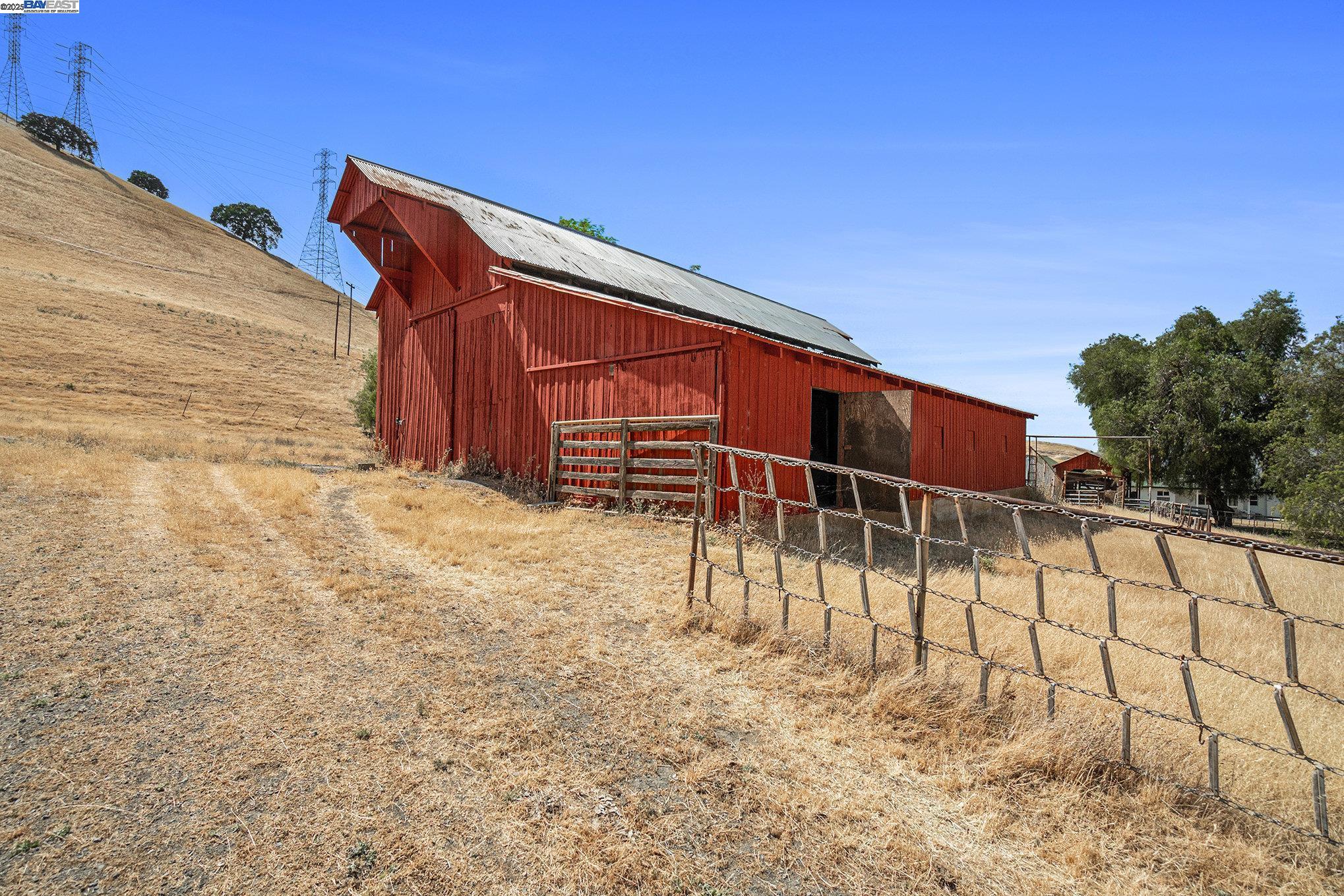 Detail Gallery Image 45 of 60 For 5799 Nortonville, Pittsburg,  CA 94565 - 3 Beds | 2 Baths