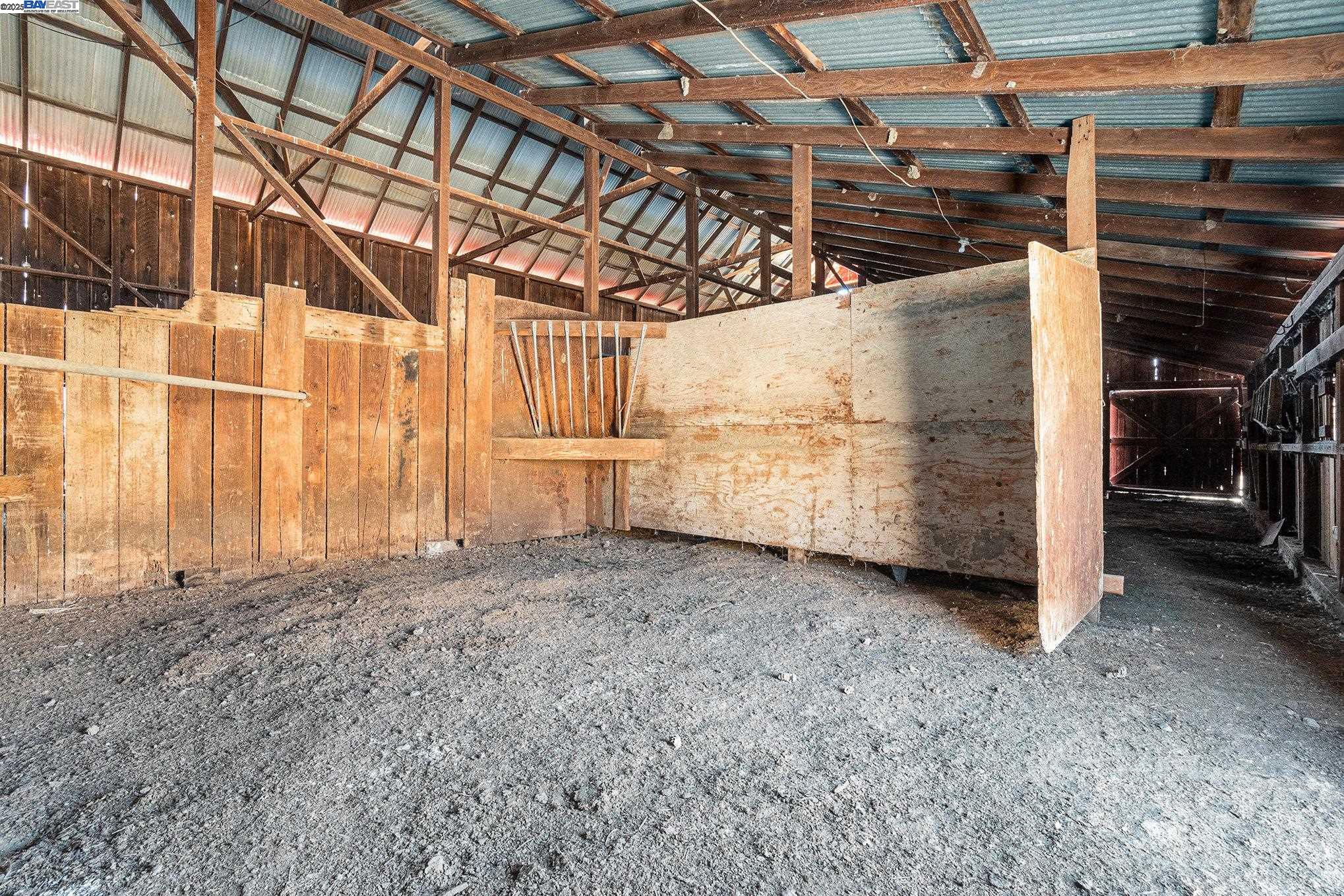 Detail Gallery Image 46 of 60 For 5799 Nortonville, Pittsburg,  CA 94565 - 3 Beds | 2 Baths