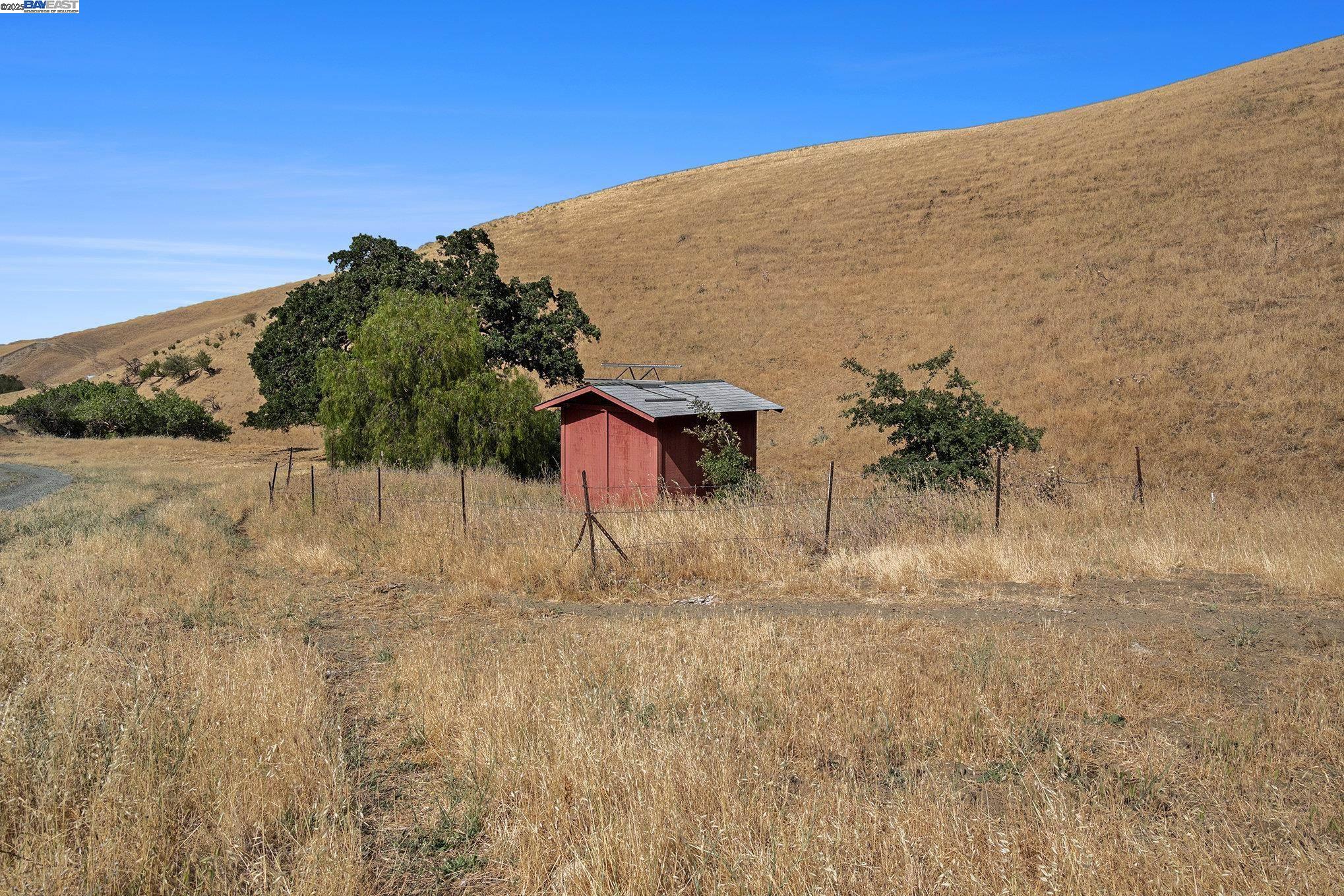 Detail Gallery Image 51 of 60 For 5799 Nortonville, Pittsburg,  CA 94565 - 3 Beds | 2 Baths