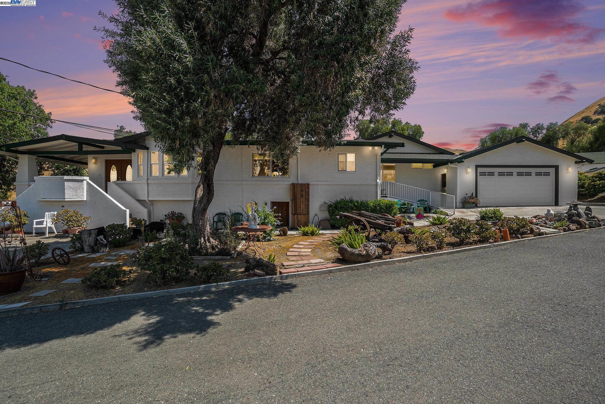 Detail Gallery Image 54 of 60 For 5799 Nortonville, Pittsburg,  CA 94565 - 3 Beds | 2 Baths