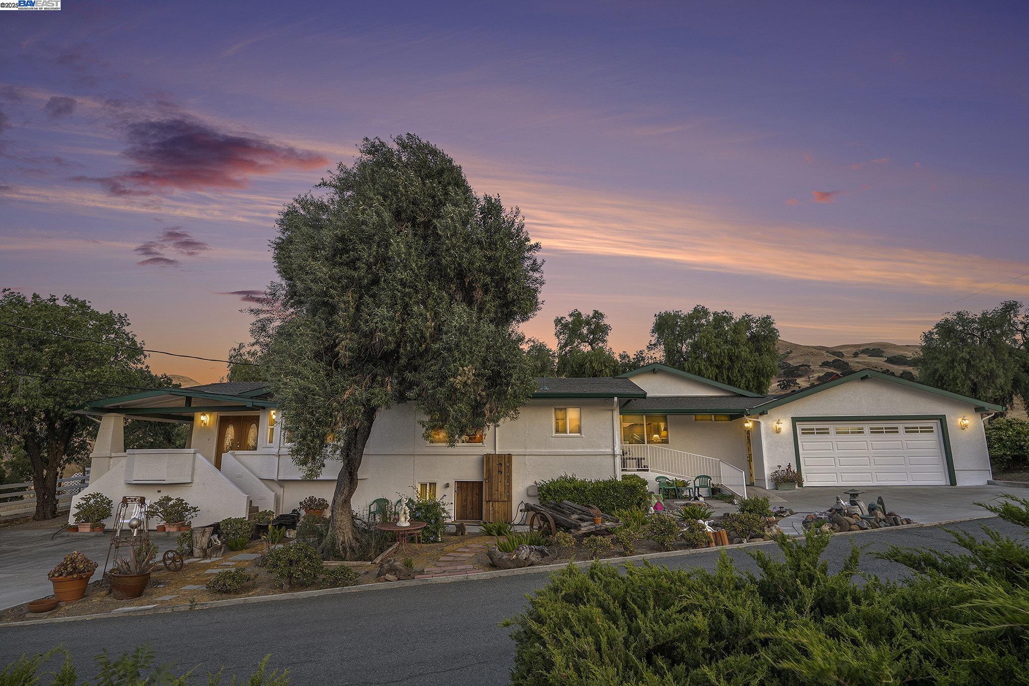 Detail Gallery Image 55 of 60 For 5799 Nortonville, Pittsburg,  CA 94565 - 3 Beds | 2 Baths
