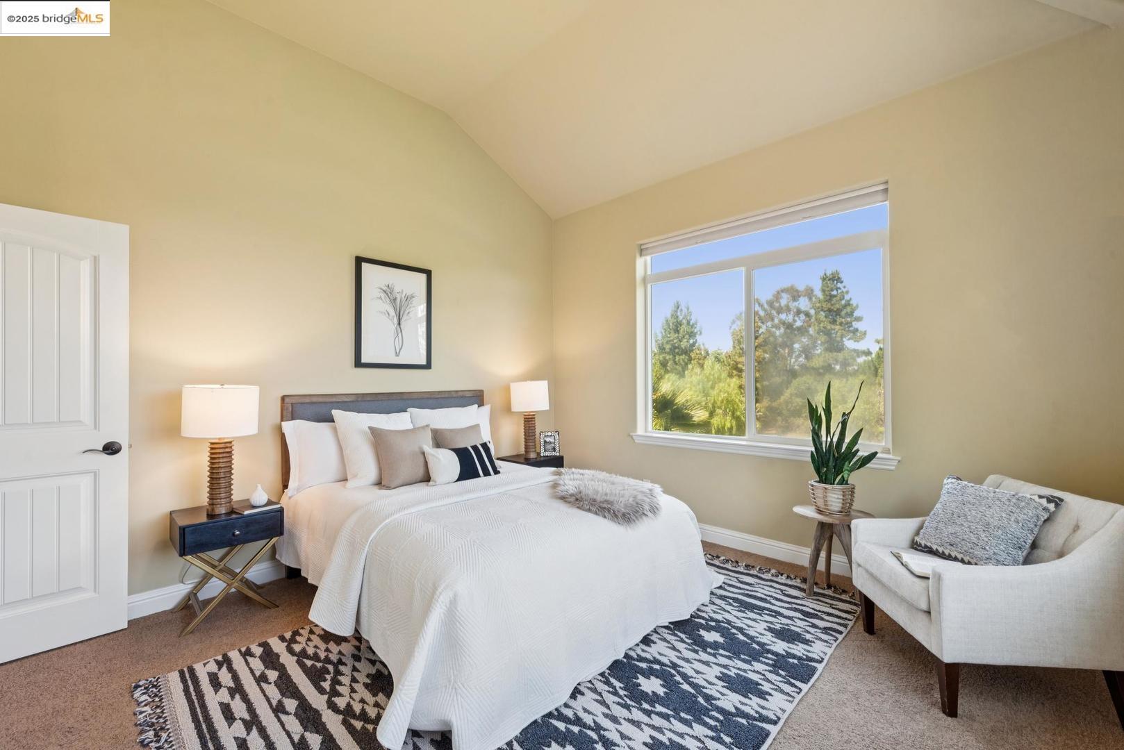 Detail Gallery Image 33 of 47 For 3244 Ridgeview Pl, Hayward,  CA 94541 - 5 Beds | 3/1 Baths