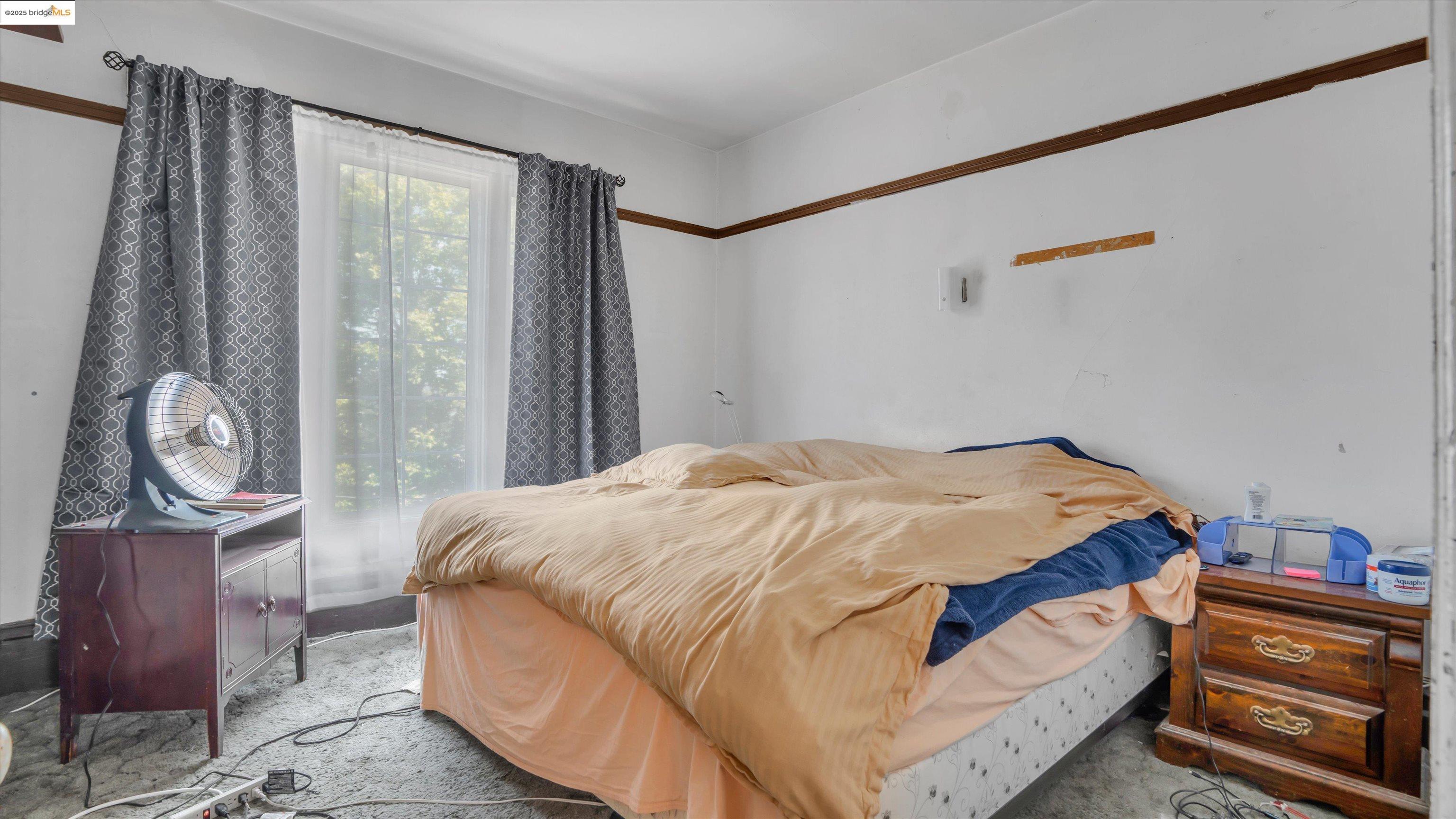 Detail Gallery Image 27 of 49 For 1071 59th St, Oakland,  CA 94608 - 3 Beds | 2 Baths