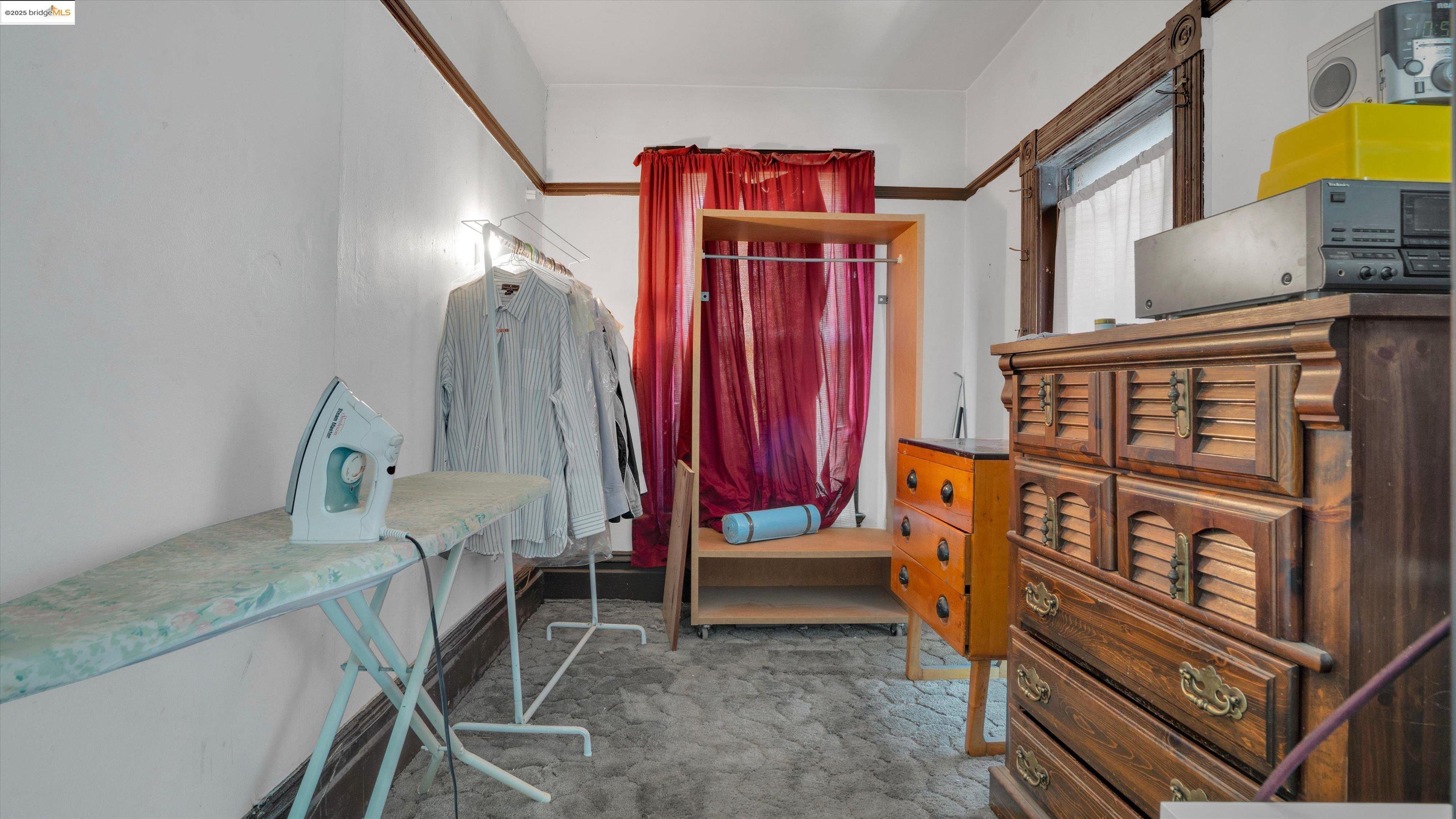 Detail Gallery Image 31 of 49 For 1071 59th St, Oakland,  CA 94608 - 3 Beds | 2 Baths