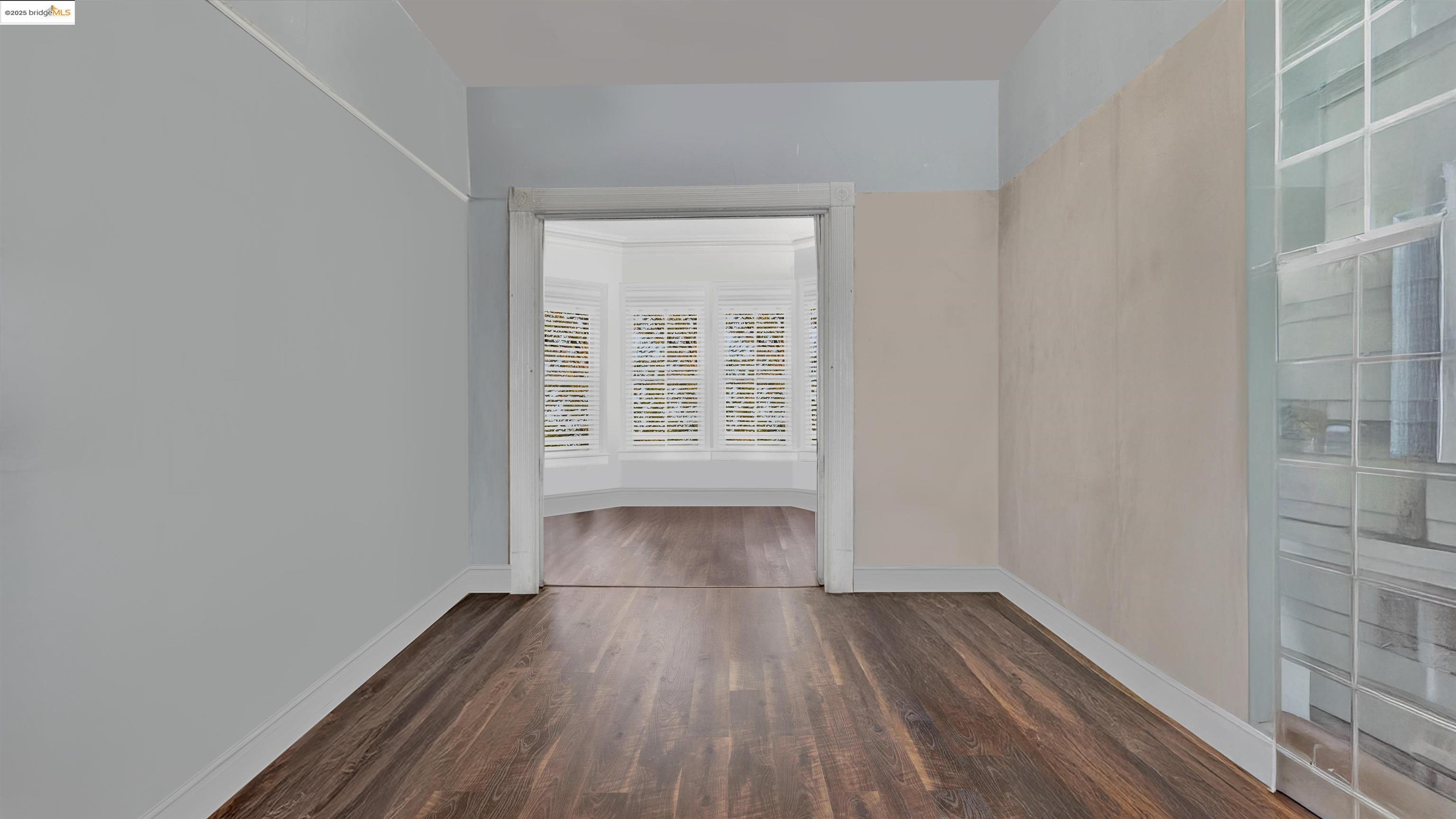Detail Gallery Image 34 of 49 For 1071 59th St, Oakland,  CA 94608 - 3 Beds | 2 Baths