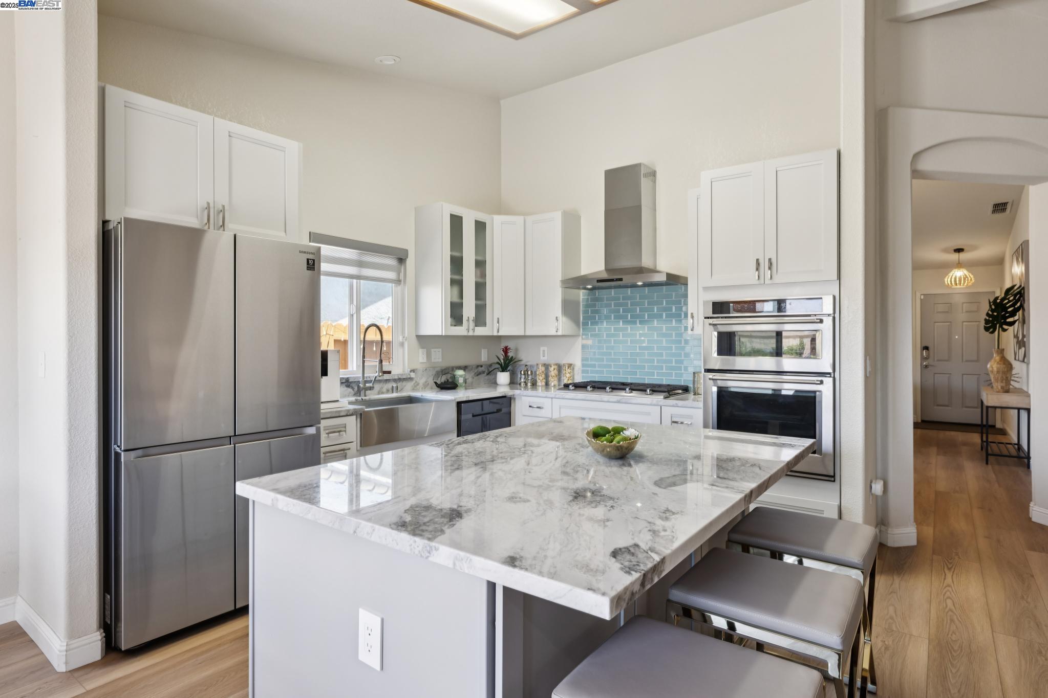 Detail Gallery Image 13 of 30 For 5408 La Salle Way, Vallejo,  CA 94591 - 4 Beds | 2 Baths