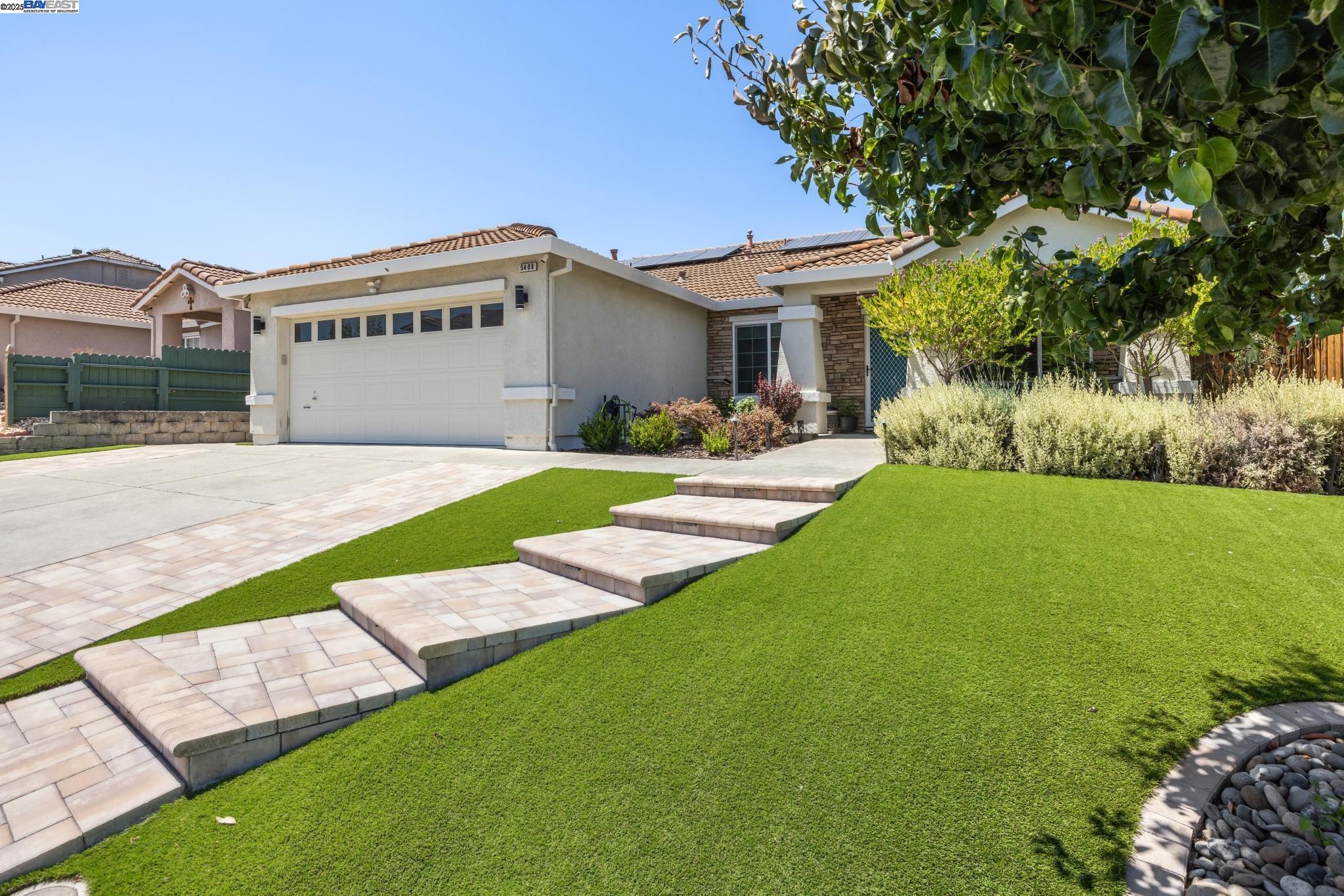 Detail Gallery Image 3 of 30 For 5408 La Salle Way, Vallejo,  CA 94591 - 4 Beds | 2 Baths