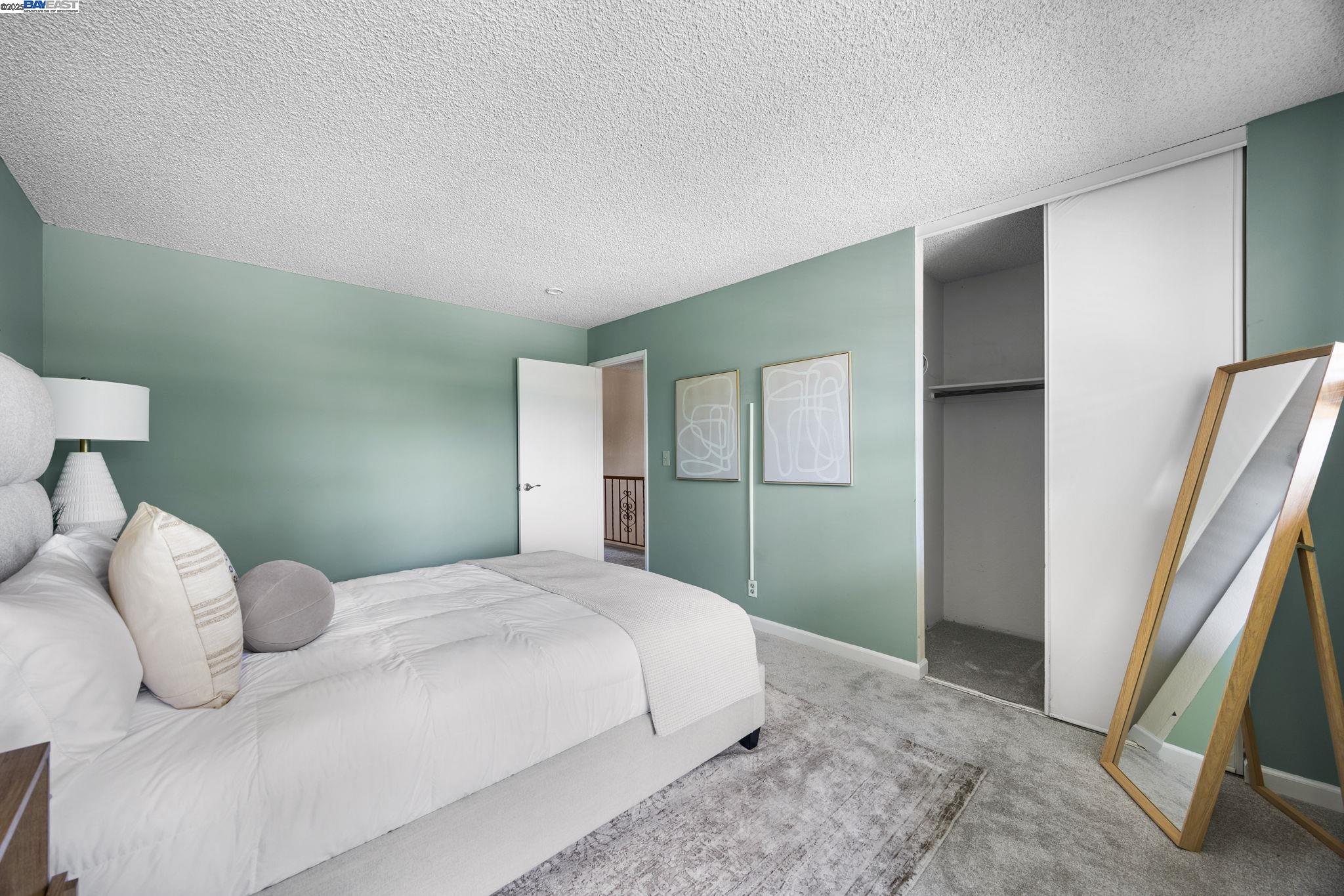 Detail Gallery Image 23 of 33 For 1112 Holmes Way, Hayward,  CA 94541 - 2 Beds | 2/1 Baths