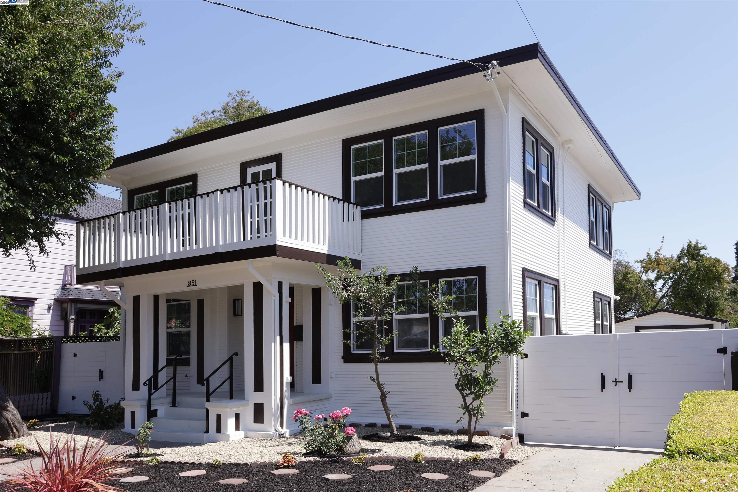 851 Estudillo Ave