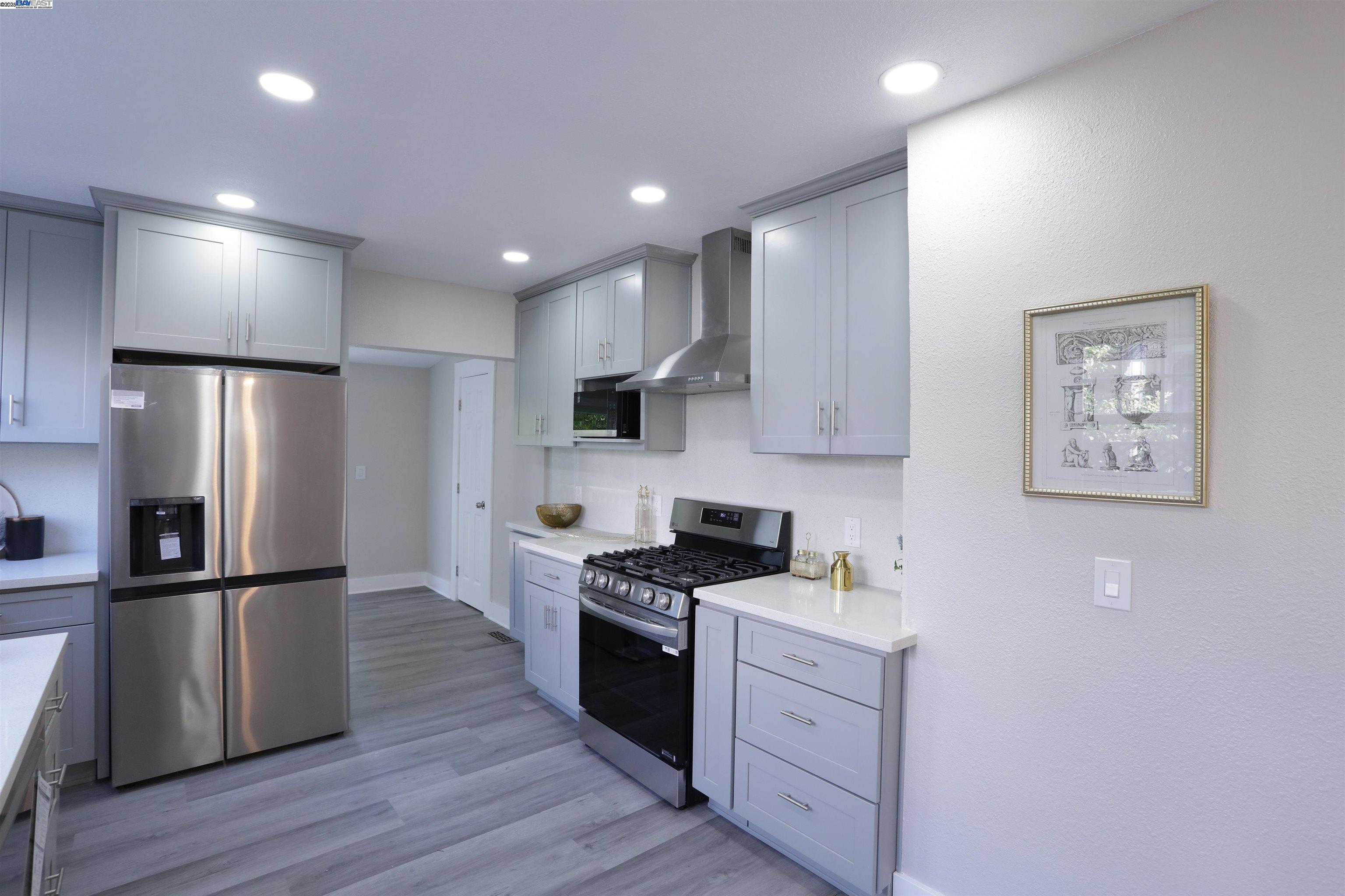Detail Gallery Image 11 of 36 For 851 Estudillo Ave, San Leandro,  CA 94577 - 4 Beds | 3/1 Baths