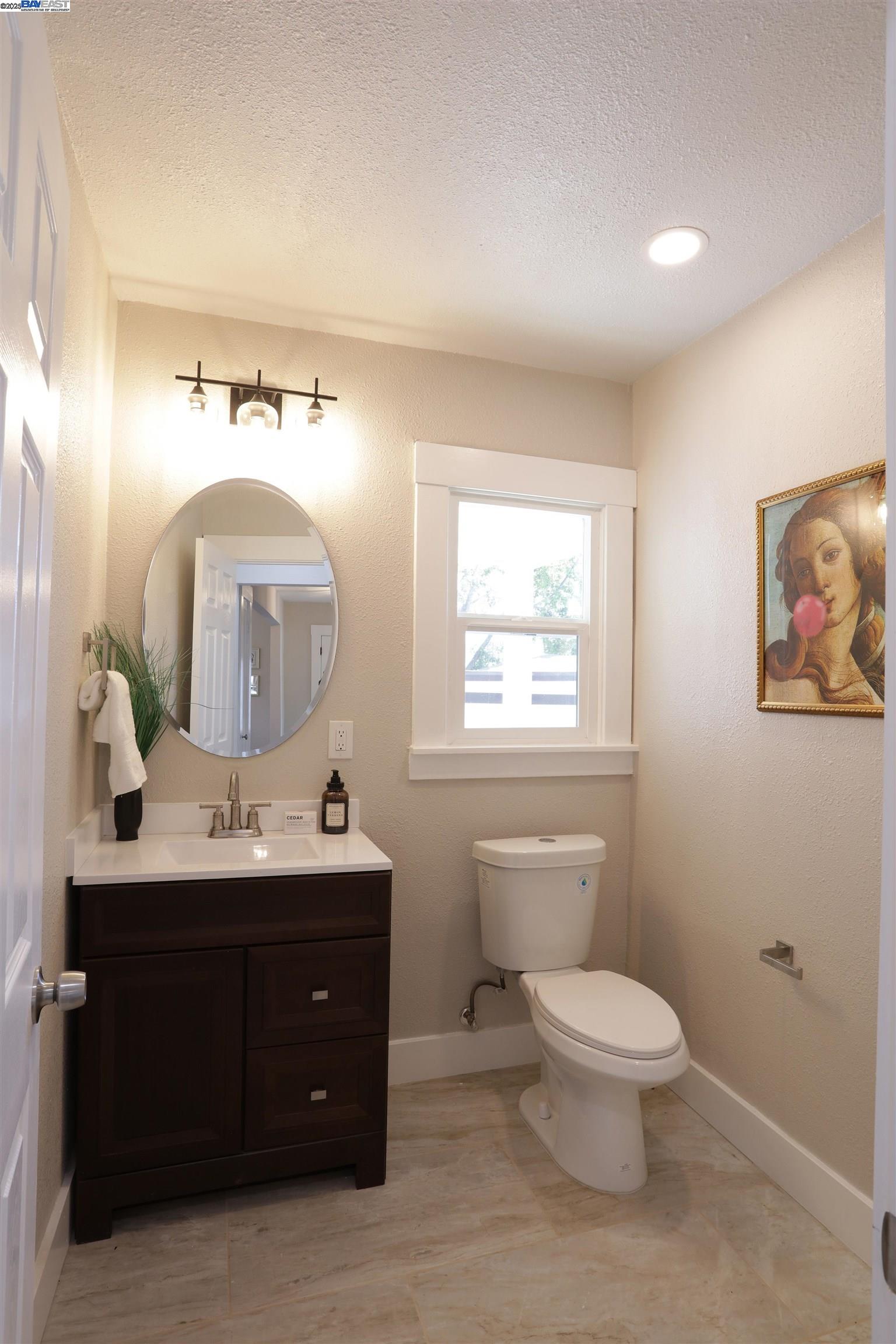 Detail Gallery Image 14 of 36 For 851 Estudillo Ave, San Leandro,  CA 94577 - 4 Beds | 3/1 Baths