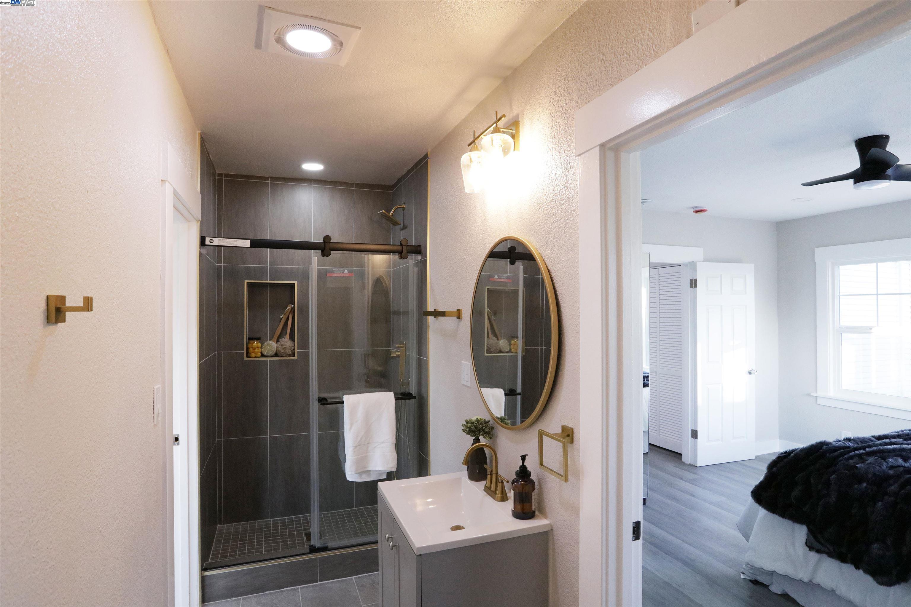 Detail Gallery Image 20 of 36 For 851 Estudillo Ave, San Leandro,  CA 94577 - 4 Beds | 3/1 Baths