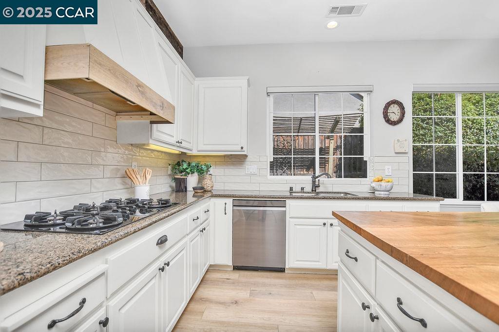 Detail Gallery Image 12 of 40 For 2560 Risebridge Ct, Brentwood,  CA 94513 - 4 Beds | 3 Baths