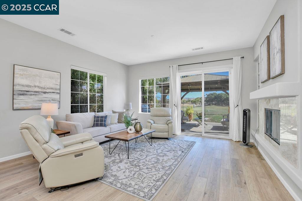 Detail Gallery Image 14 of 40 For 2560 Risebridge Ct, Brentwood,  CA 94513 - 4 Beds | 3 Baths